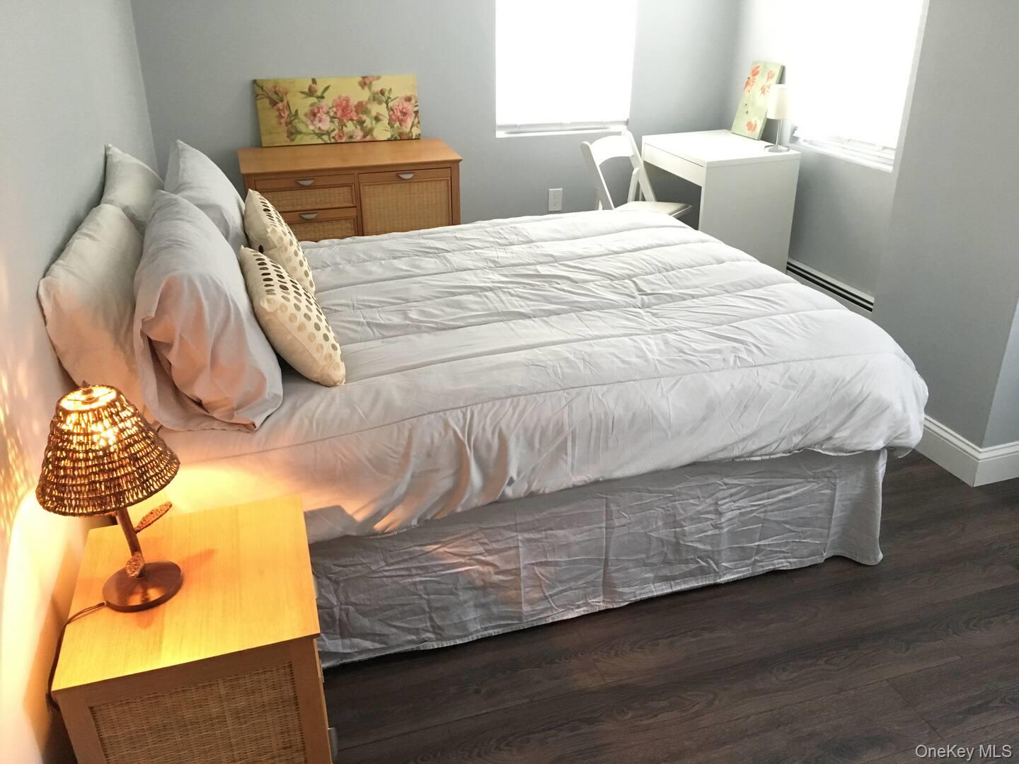 #3 photo, 102 Woodbury Road, サフォーク郡 Huntington , NY 11743