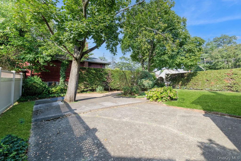 #14 photo, 635 Hempstead Avenue, West Hempstead , NY 11552