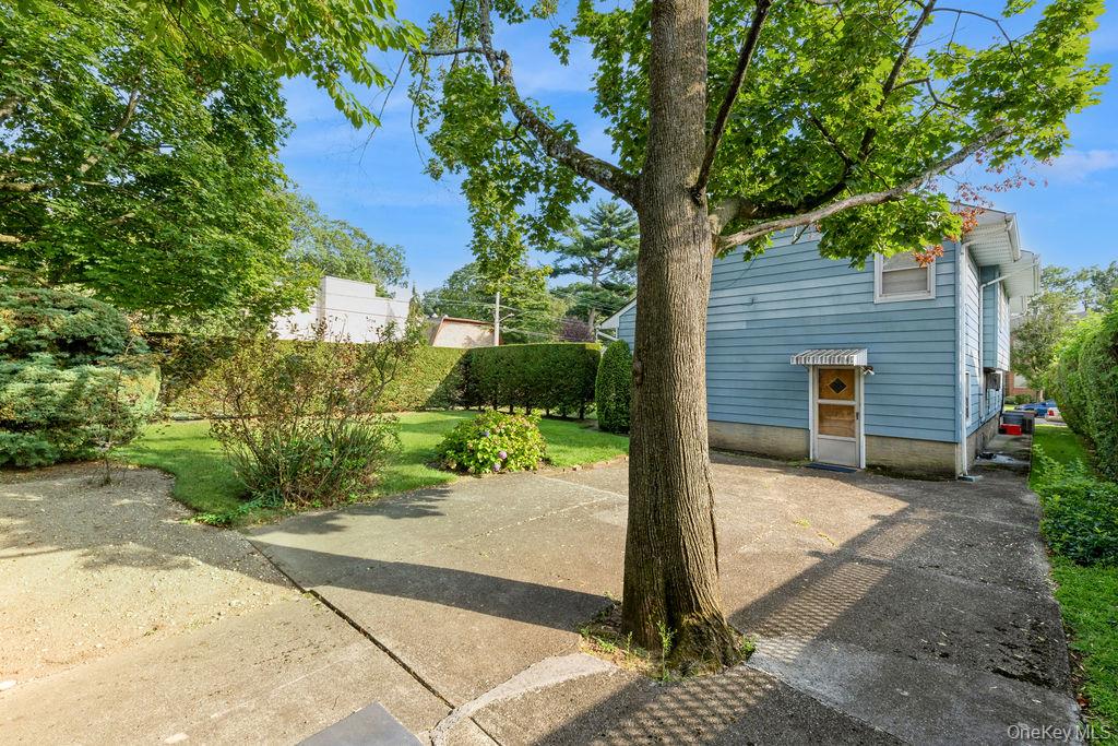 #15 photo, 635 Hempstead Avenue, West Hempstead , NY 11552