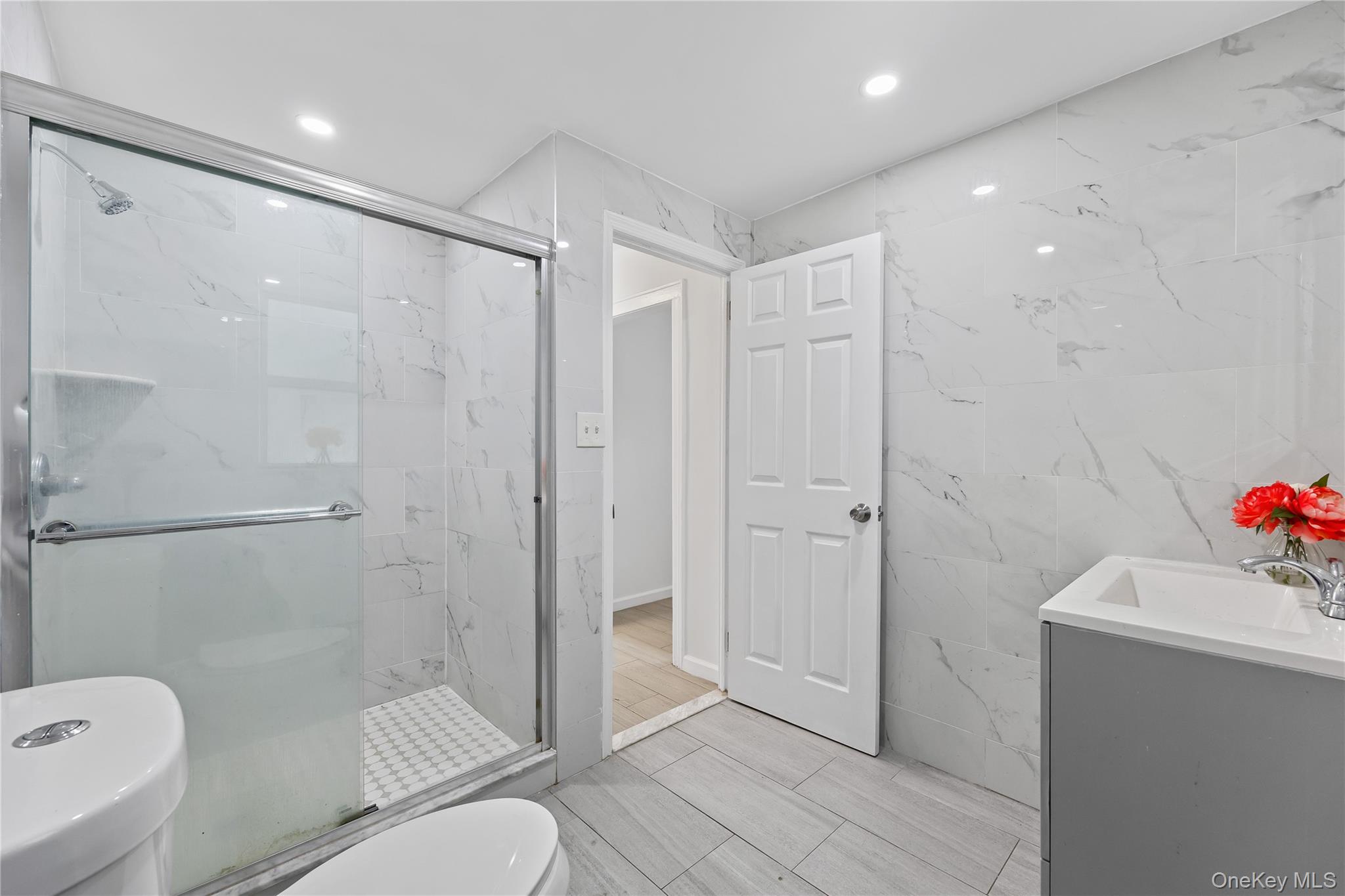 #19 photo, 48-35 Clearview Expressway, クイーンズ区 Bayside , NY 11364