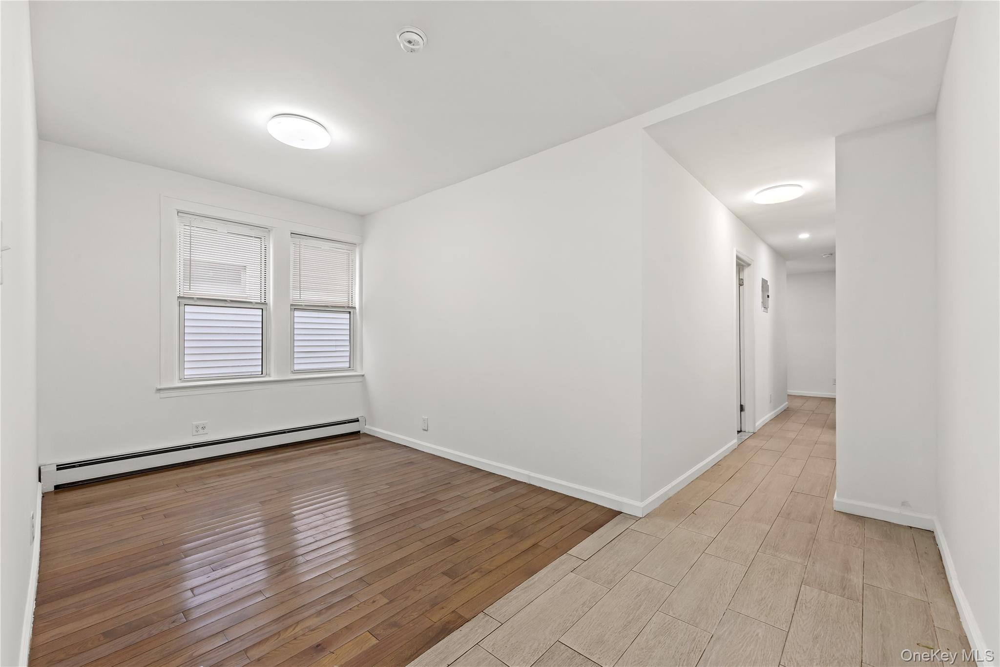 #7 photo, 48-35 Clearview Expressway, クイーンズ区 Bayside , NY 11364