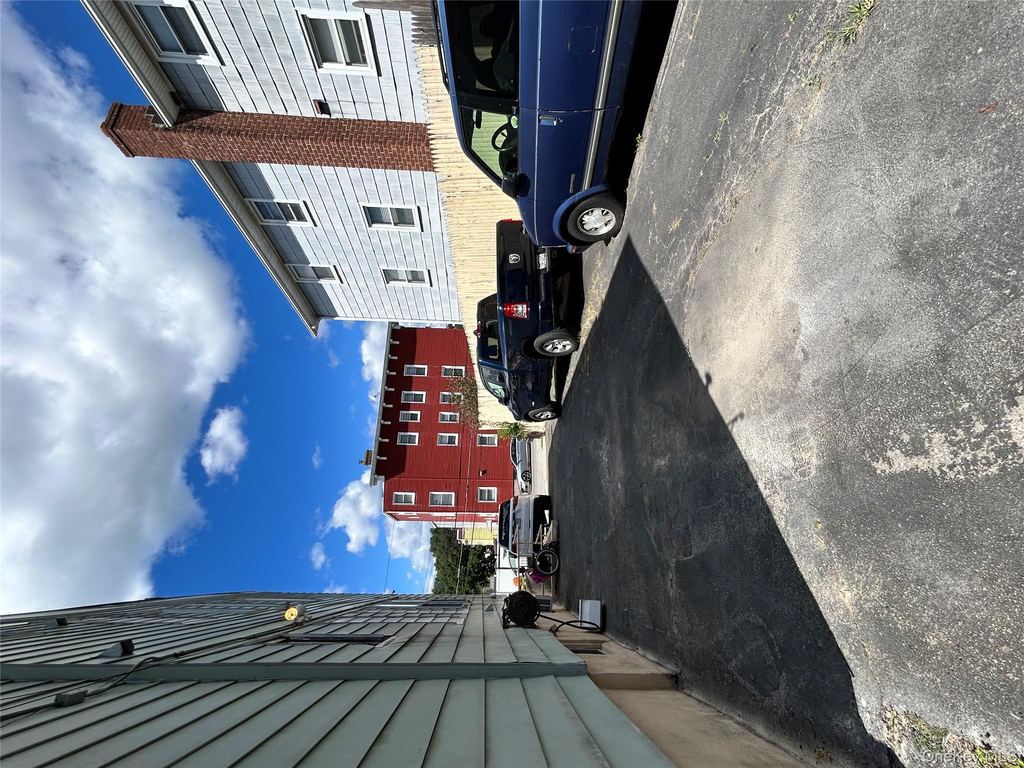 #18 photo, 82 Burhans Avenue, Yonkers , NY 10701