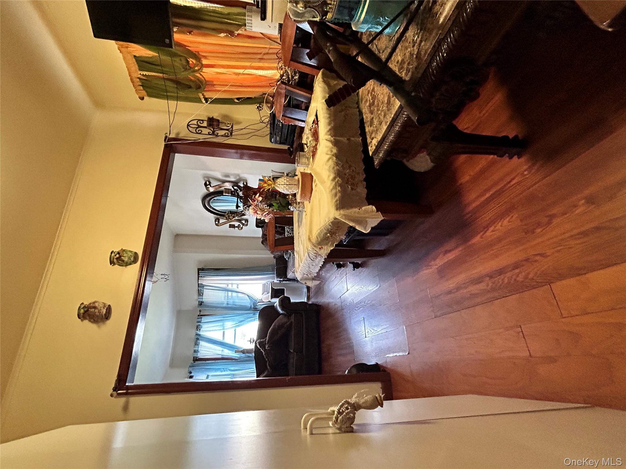 #4 photo, 82 Burhans Avenue, Yonkers , NY 10701