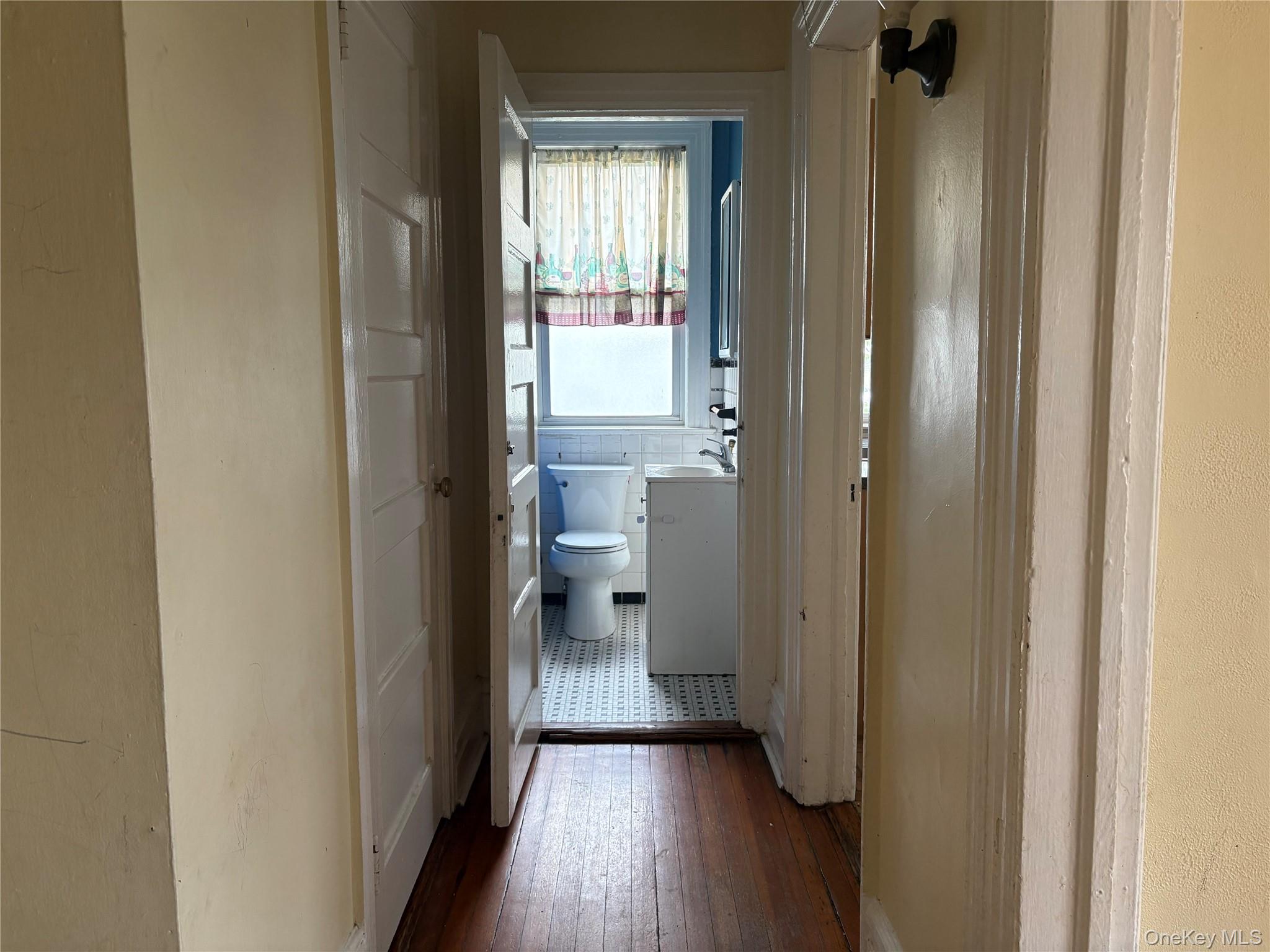 #4 photo, 83 Washington Avenue, New Rochelle , NY 10801