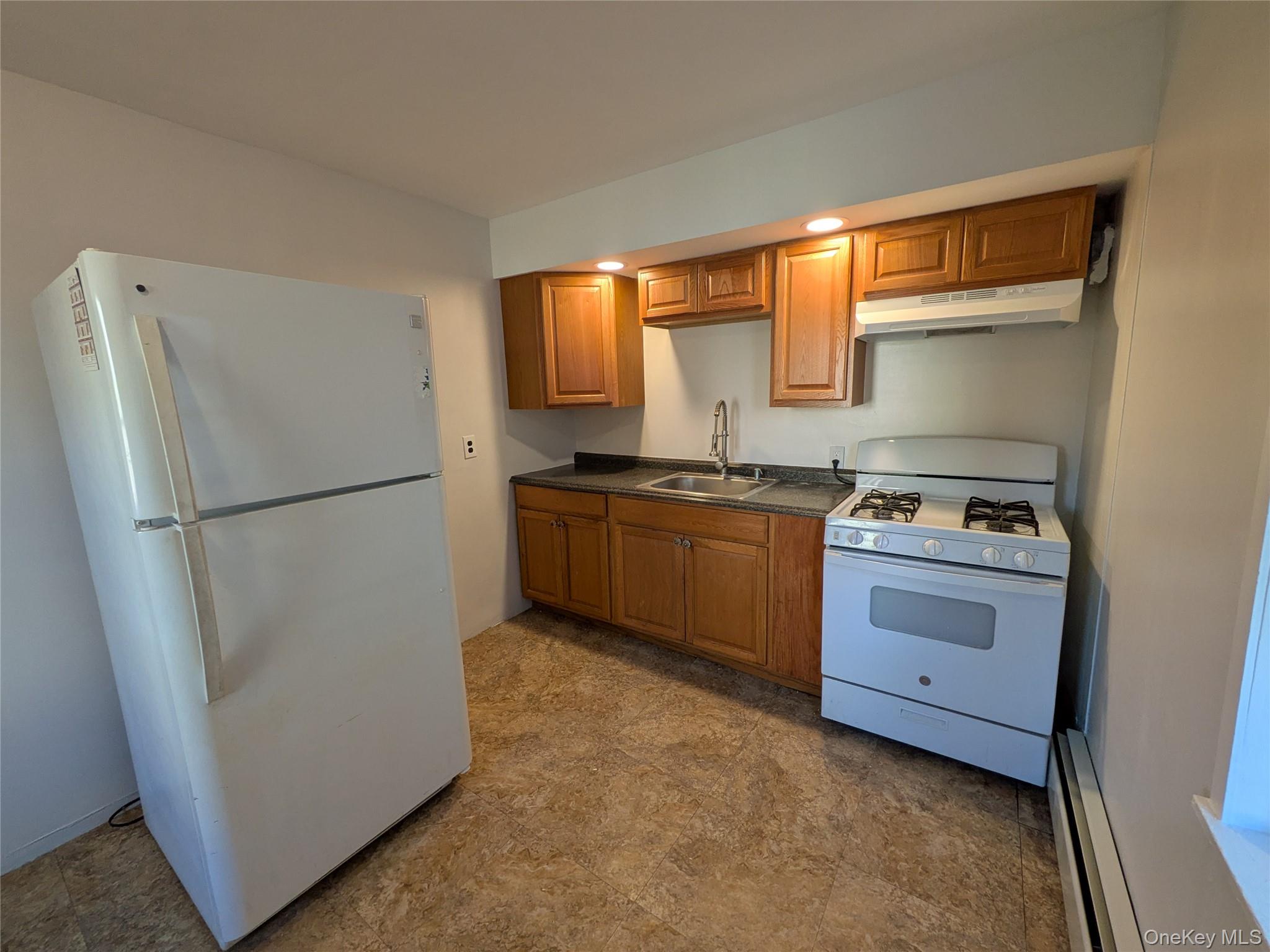 #10 photo, 90-92 Railroad Avenue, Garnerville , NY 10923