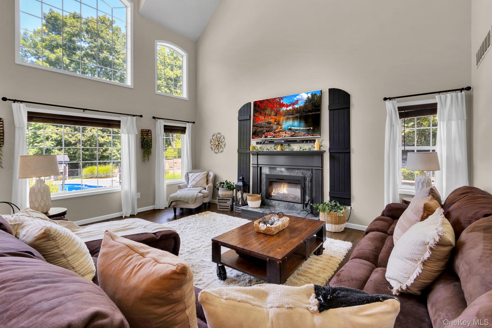 #11 photo, 97 Shagbark Lane, Hopewell Junction , NY 12533