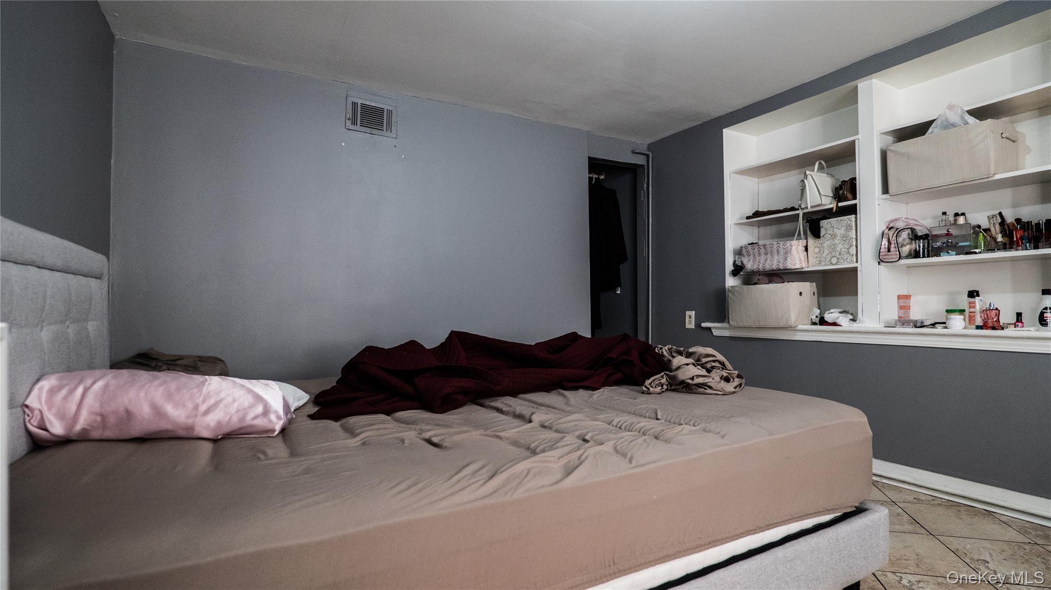 #9 photo, 52 Beacon Street, Newburgh , NY 12550