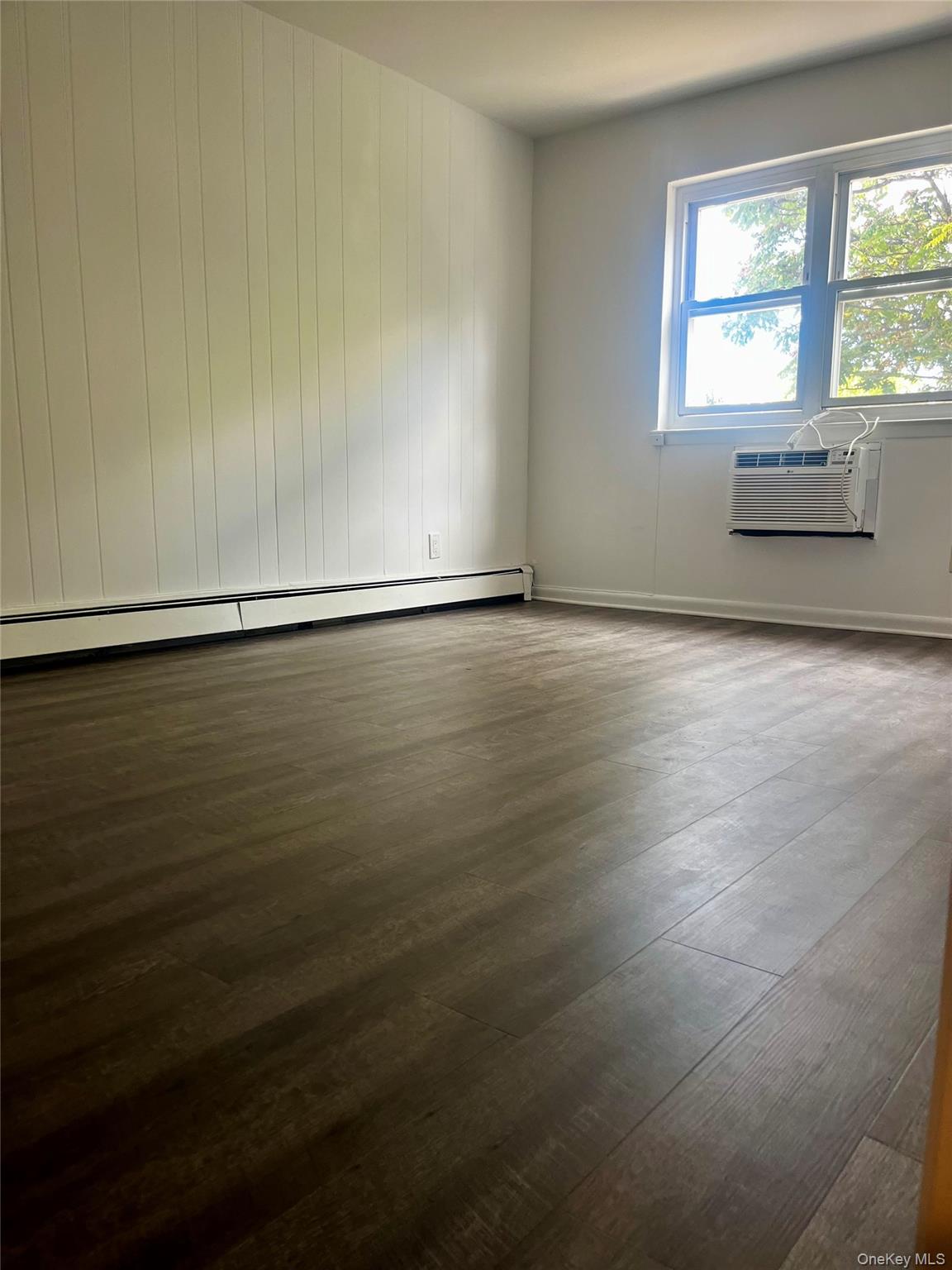 #11 photo, 25-59 46th Street, クイーンズ区 Astoria , NY 11103