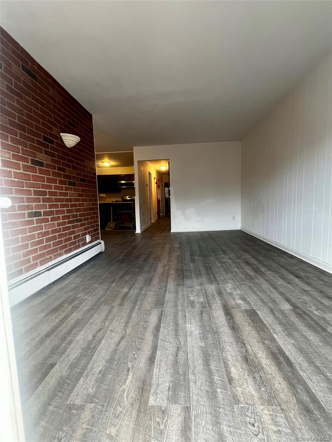 #2 photo, 25-59 46th Street, クイーンズ区 Astoria , NY 11103