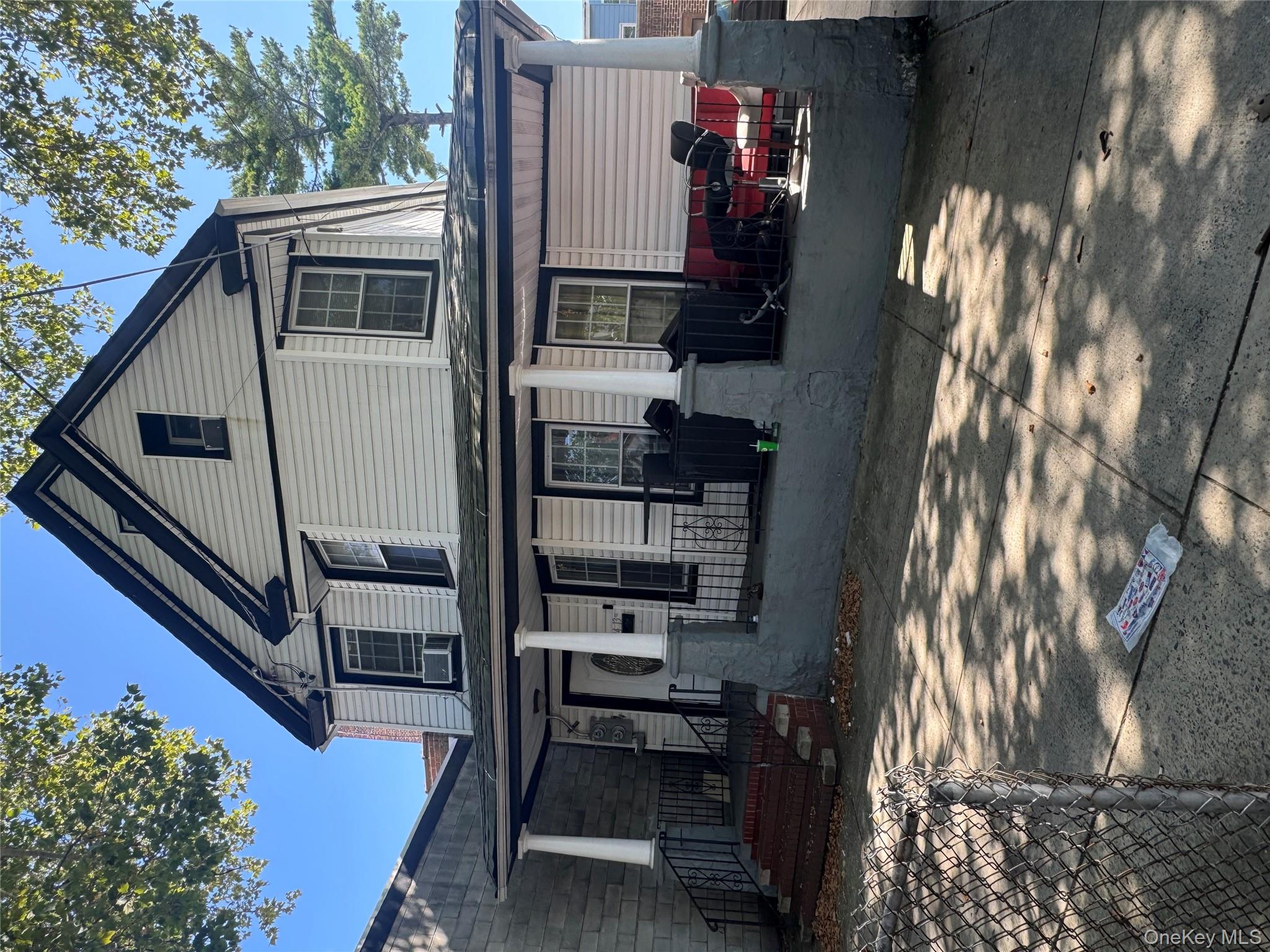 #1 photo, 9413 116th Street, クイーンズ区 Richmond Hill S. , NY 11419