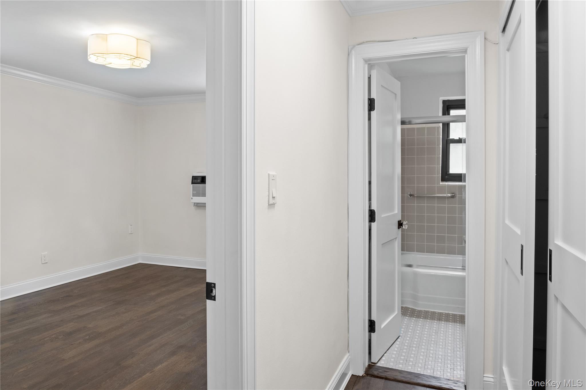 #13 photo, 6 West Mill Drive, ナッソー郡 Great Neck , NY 11021