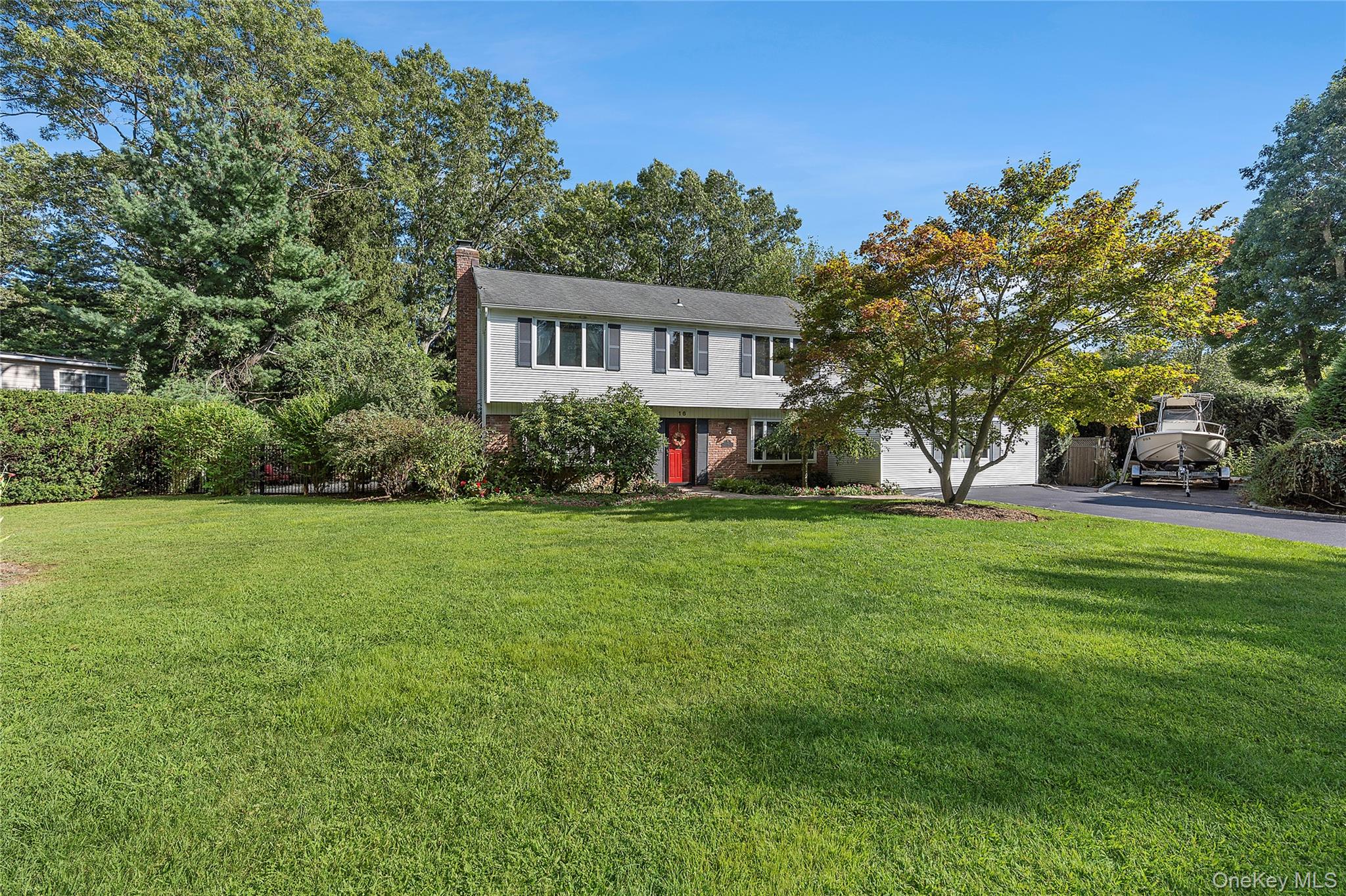 #1 photo, 16 Sheppard Lane, सफ़ोक काउंटी Stony Brook , NY 11790