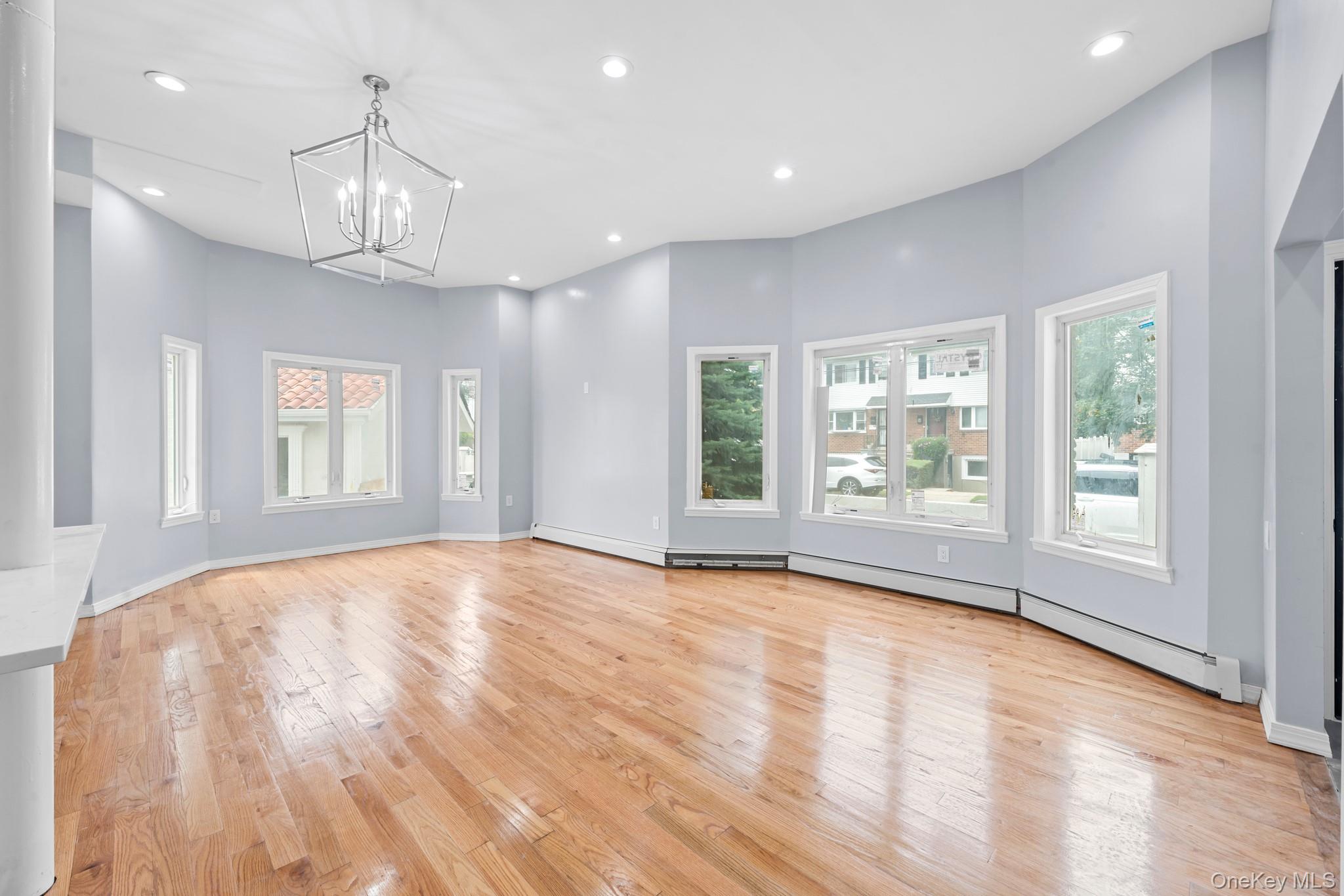 #2 photo, 21908 138th Road, Laurelton , NY 11413