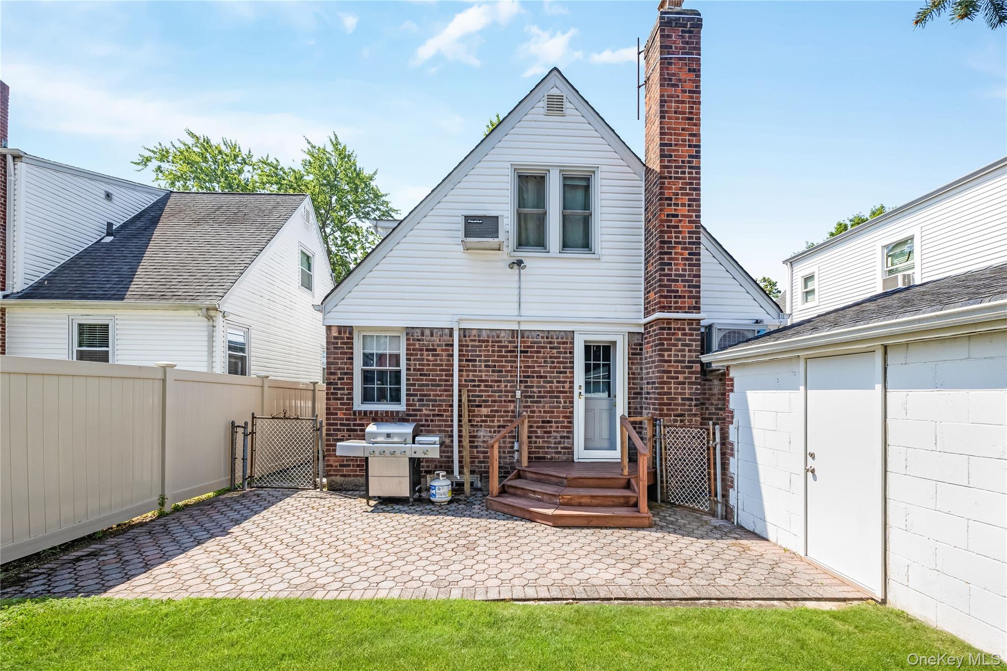 #8 photo, 15 Stewart Avenue, ナッソー郡 Stewart Manor , NY 11530