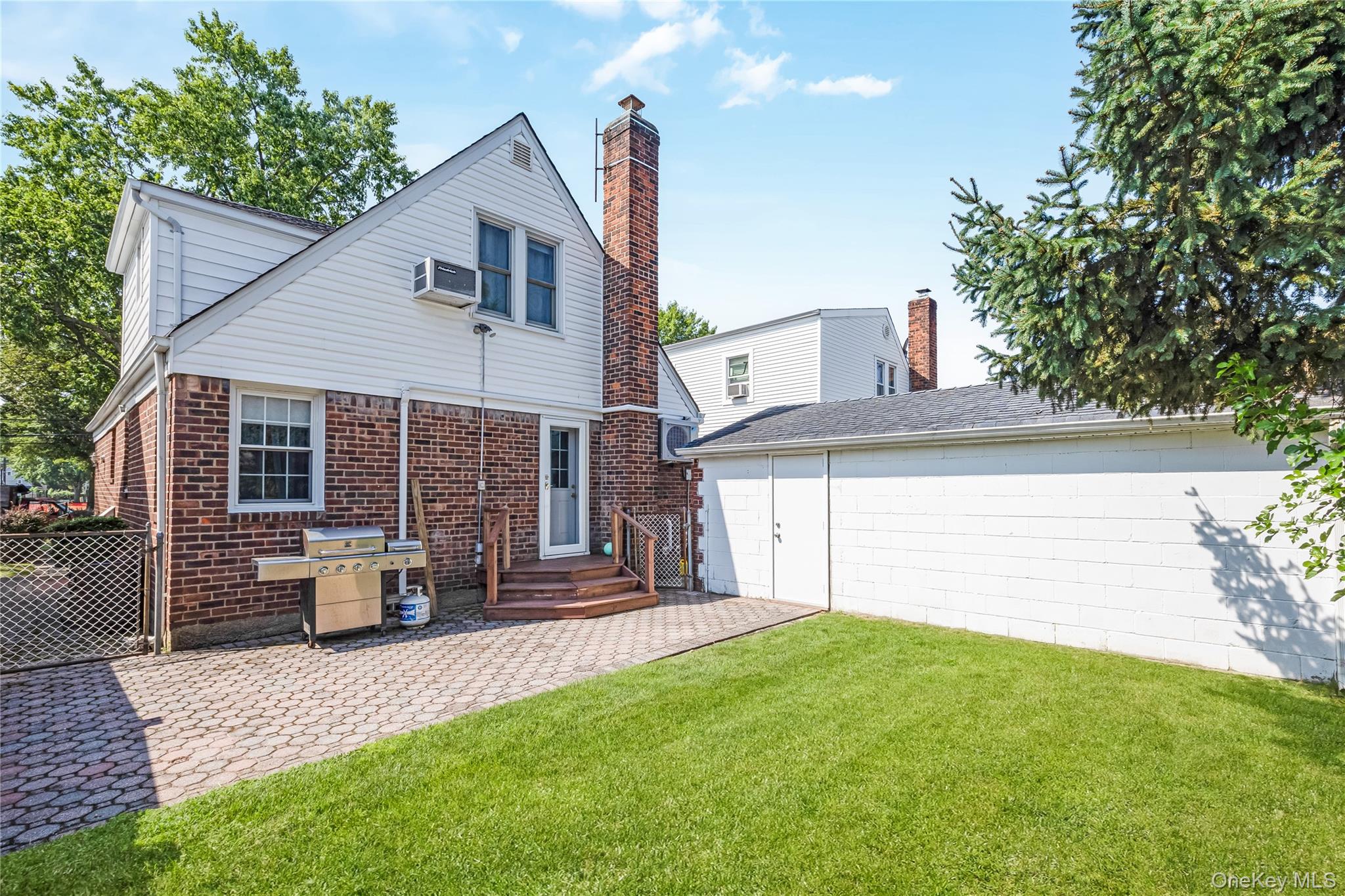 #9 photo, 15 Stewart Avenue, ナッソー郡 Stewart Manor , NY 11530