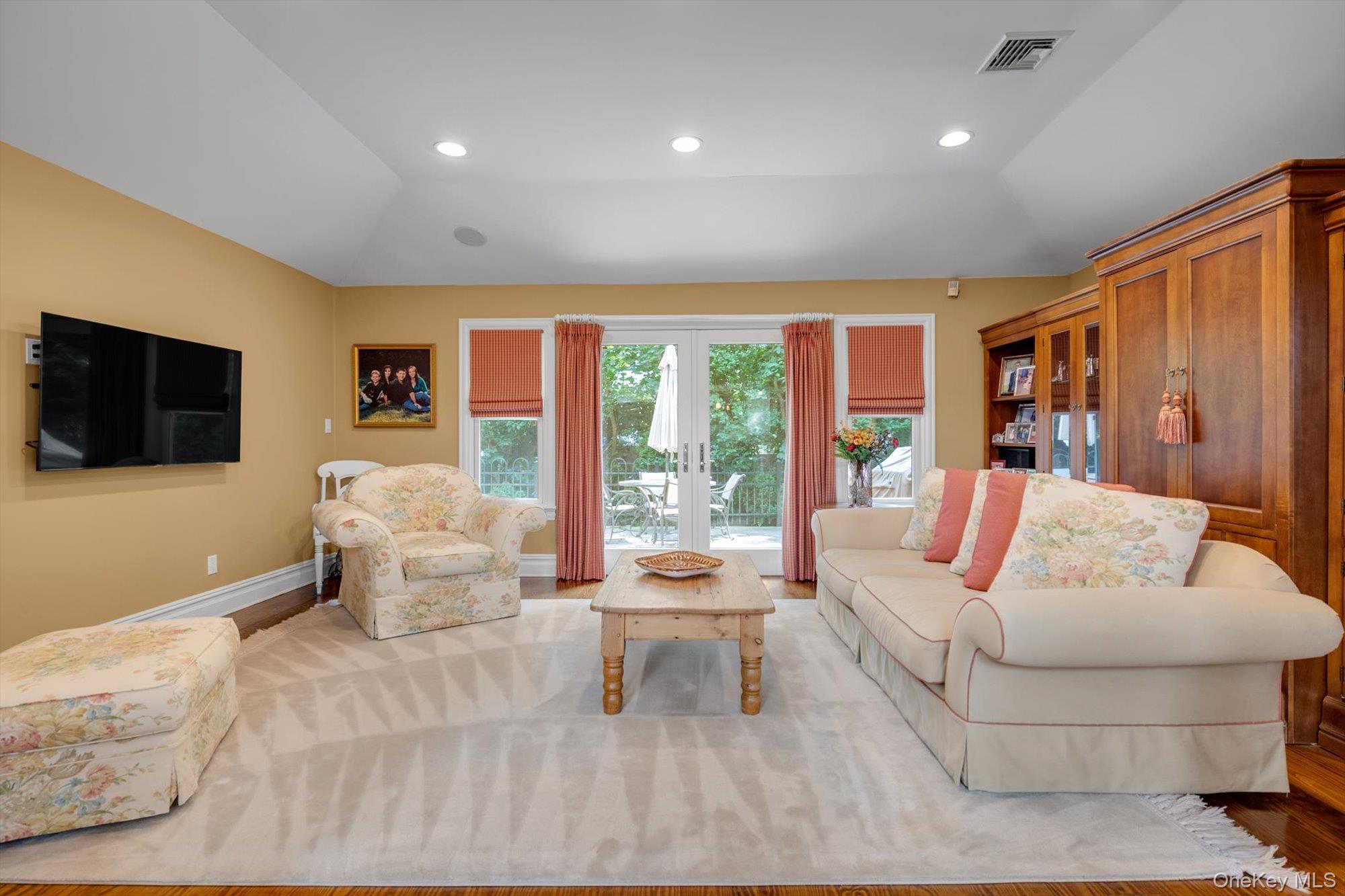 #15 photo, 8 Briarfield Drive, ナッソー郡 Great Neck , NY 11020