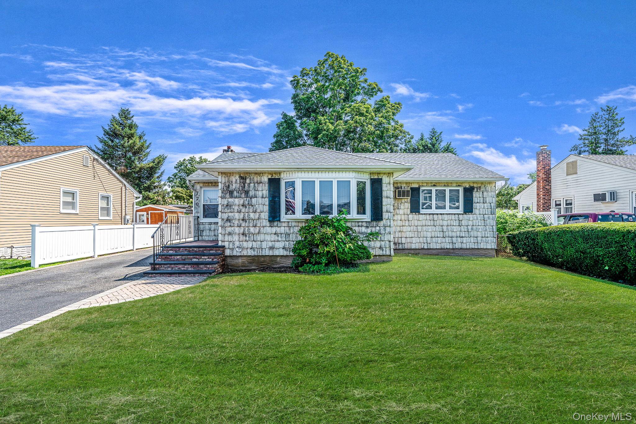 #1 photo, 720 Highview Avenue, Westbury , NY 11590