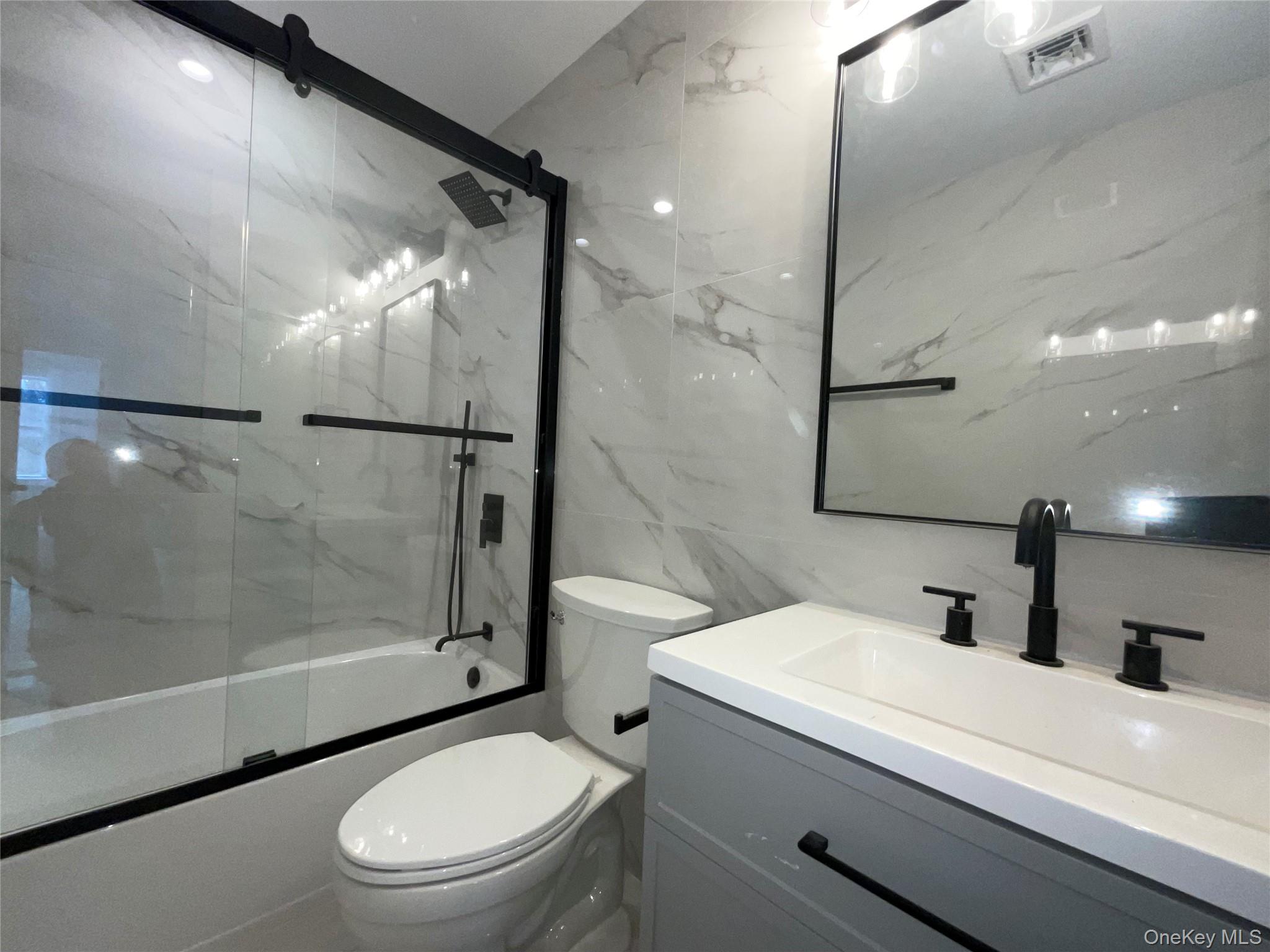 #19 photo, 89 B Mt Sinai Coram Road, Coram , NY 11727