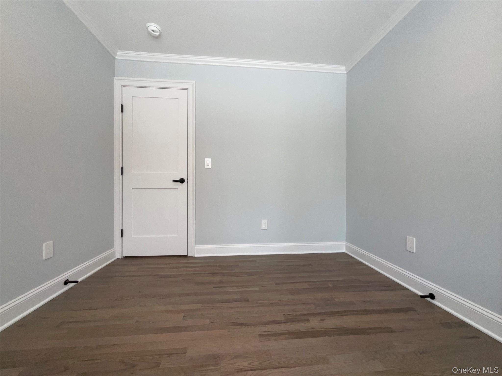 #20 photo, 89 B Mt Sinai Coram Road, Coram , NY 11727