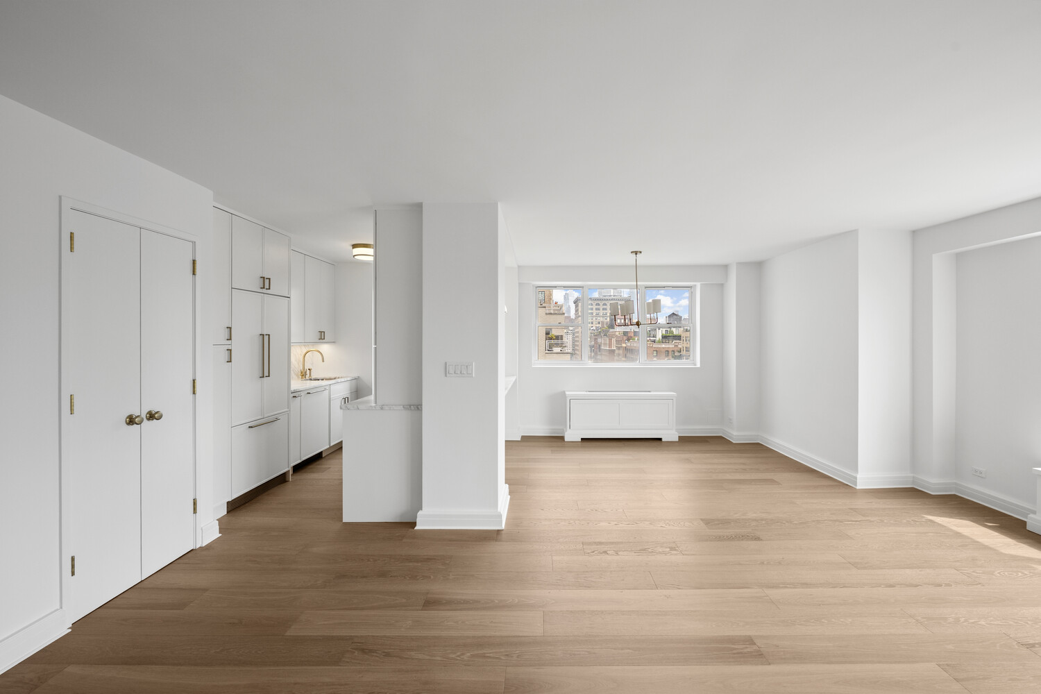 #7 photo, 2 5TH Avenue, マンハッタン Greenwich Village , NY 10011