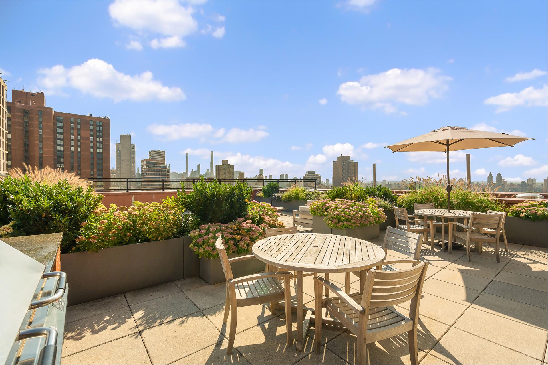 #11 photo, 200 E 94TH Street, Yorkville , NY 10128