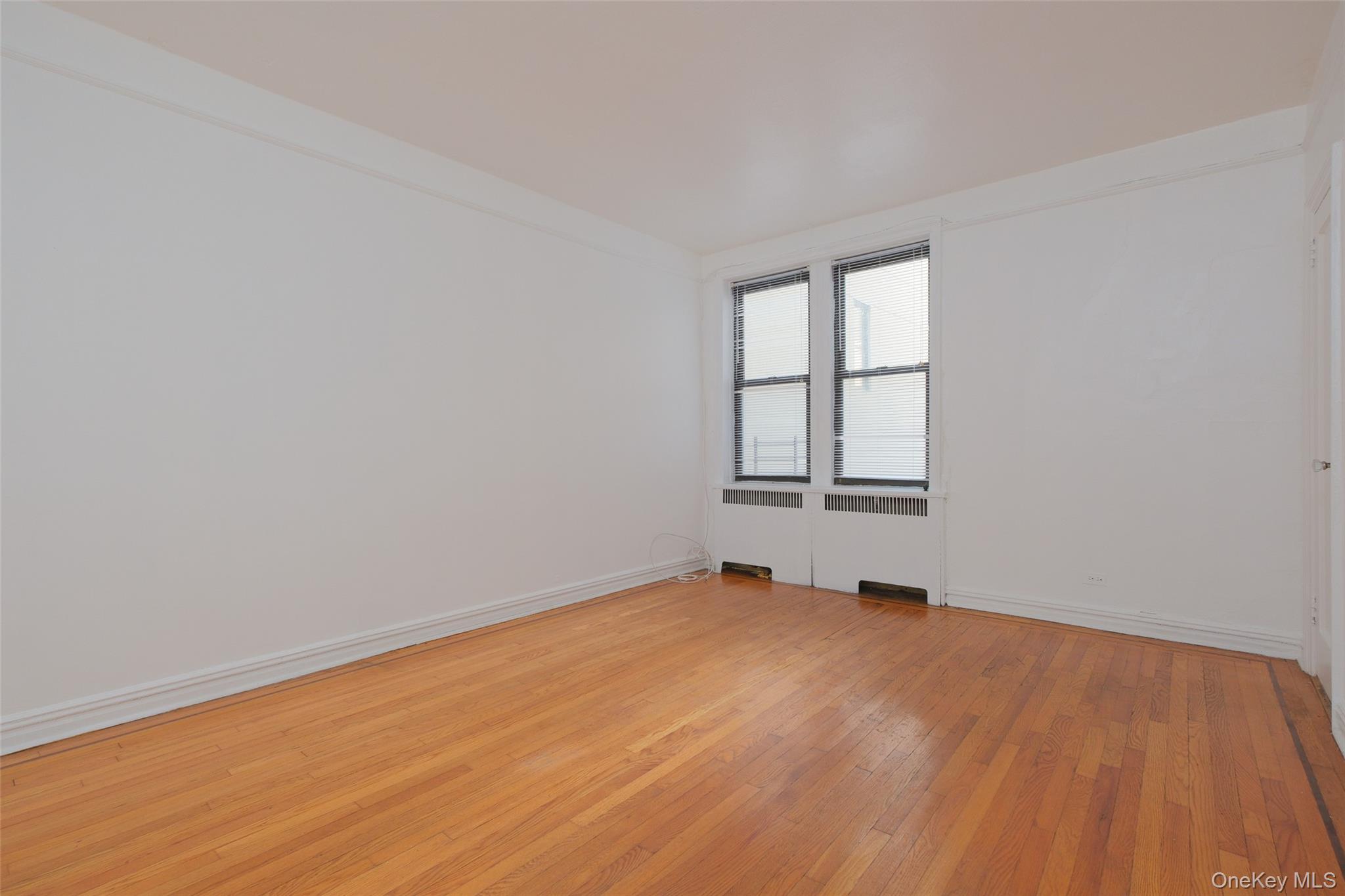 #6 photo, 340 E Mosholu Parkway, ブロンクス区 Bronx , NY 10458