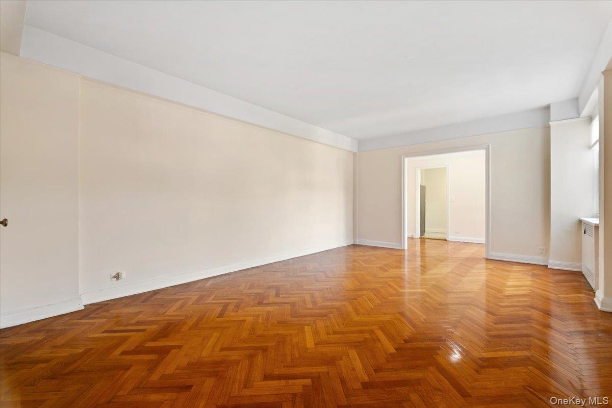 #4 photo, 45 Popham Road, Scarsdale , NY 10583