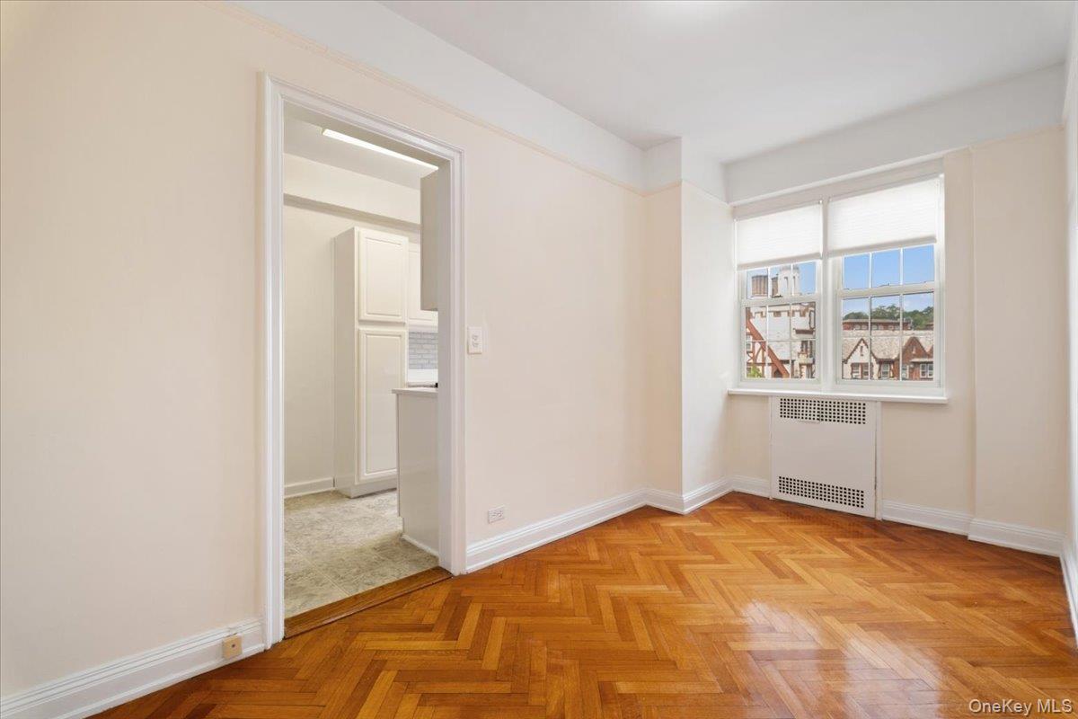 #7 photo, 45 Popham Road, Scarsdale , NY 10583