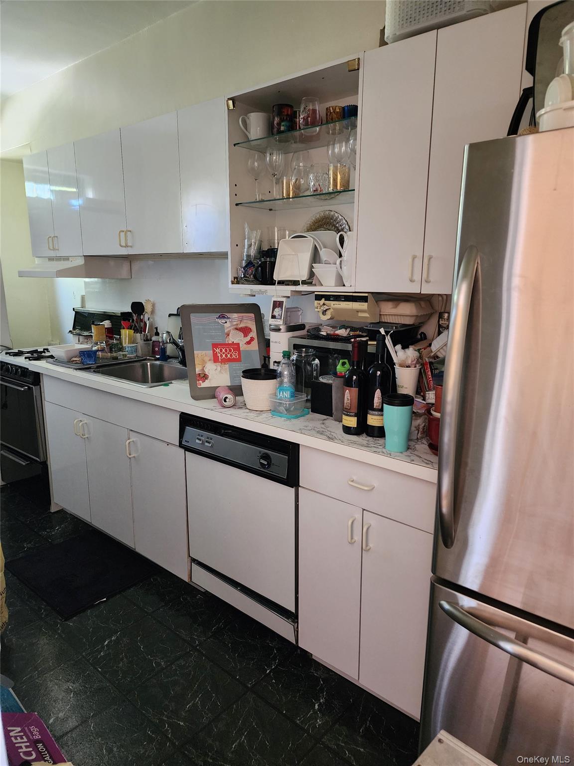 #4 photo, 147-03 71 Avenue, クイーンズ区 Kew Garden Hills , NY 11367