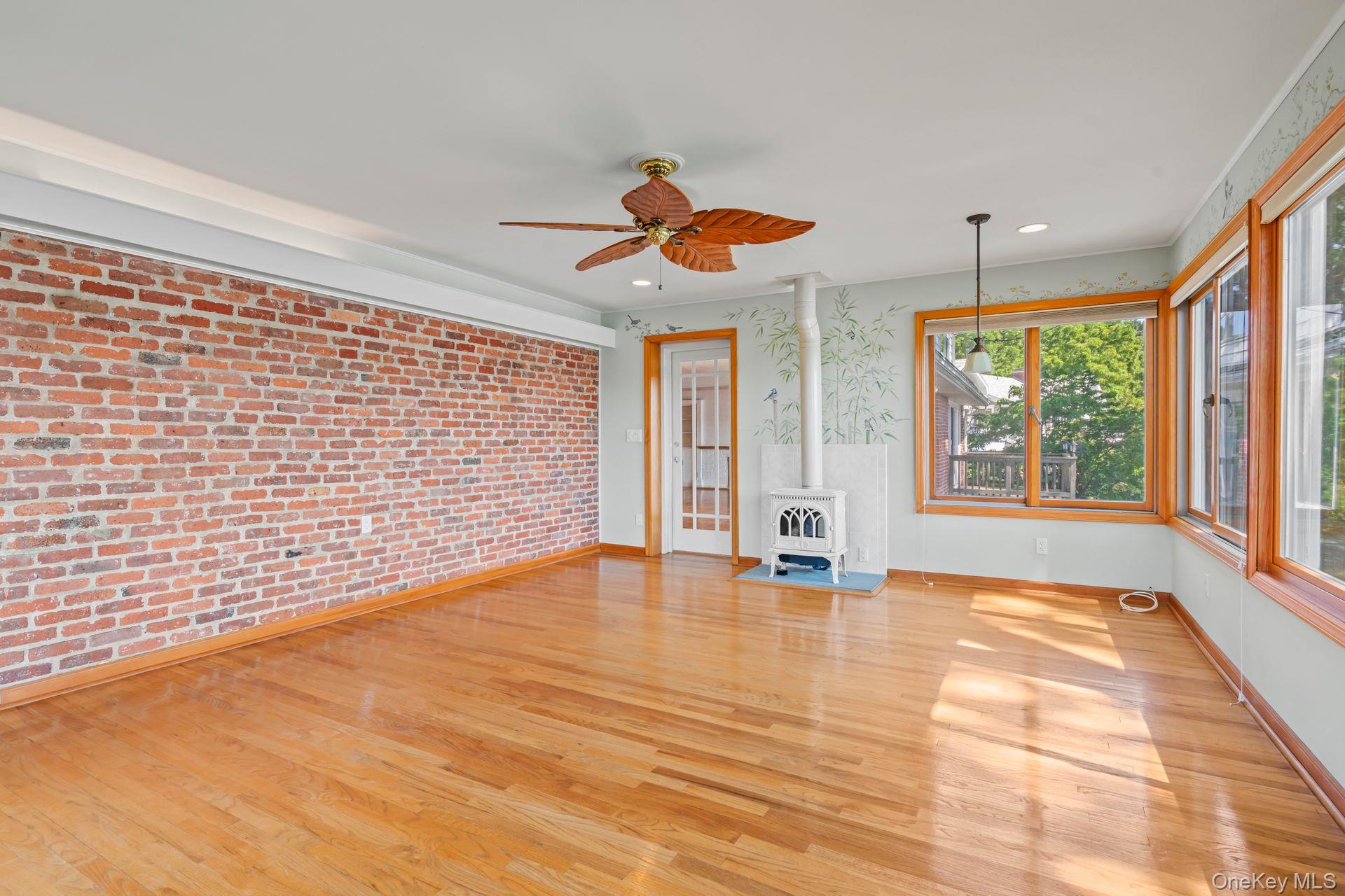 #11 photo, 22 Mallard Cove, サフォーク郡 Centerport , NY 11721