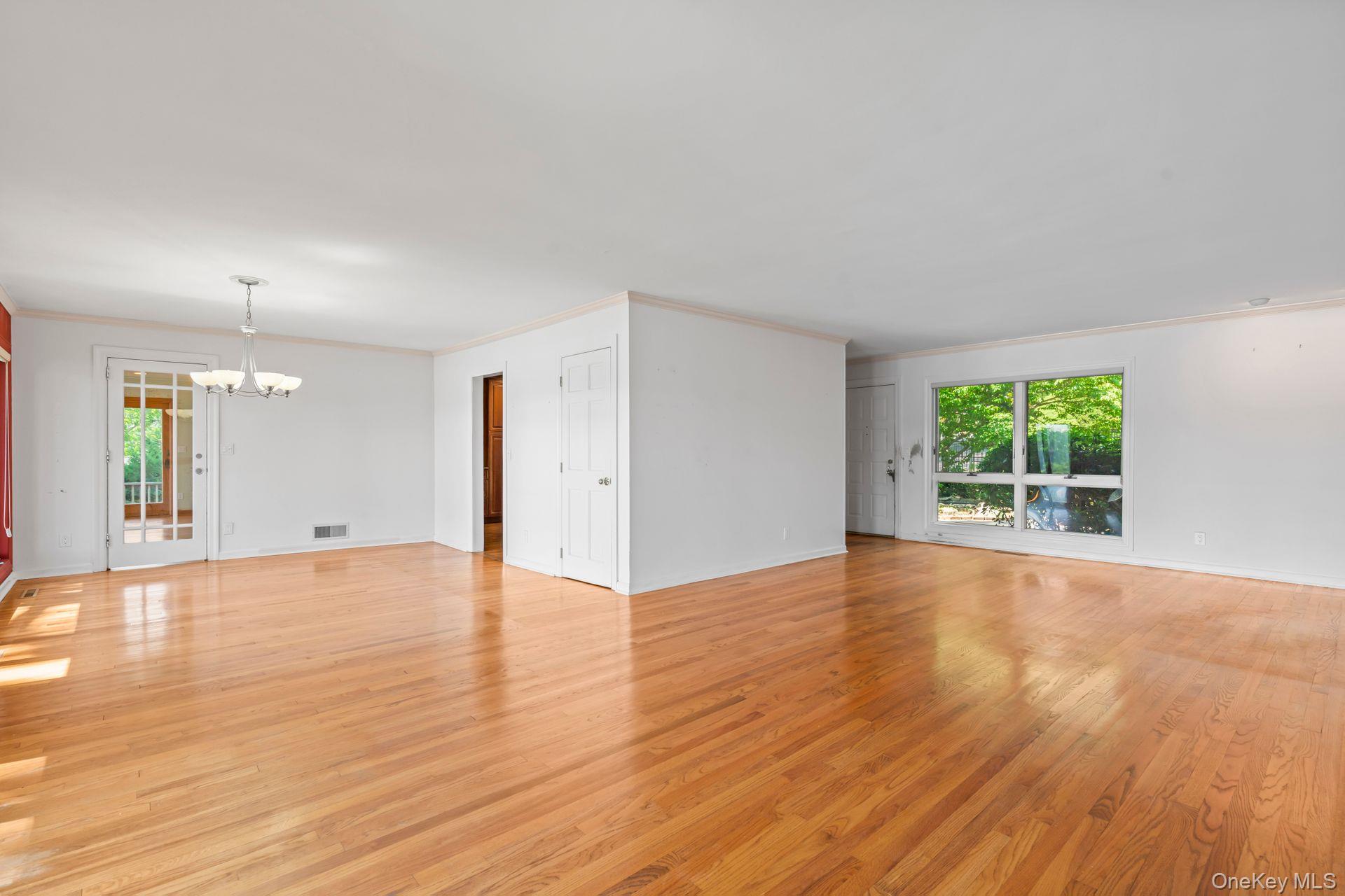 #5 photo, 22 Mallard Cove, サフォーク郡 Centerport , NY 11721