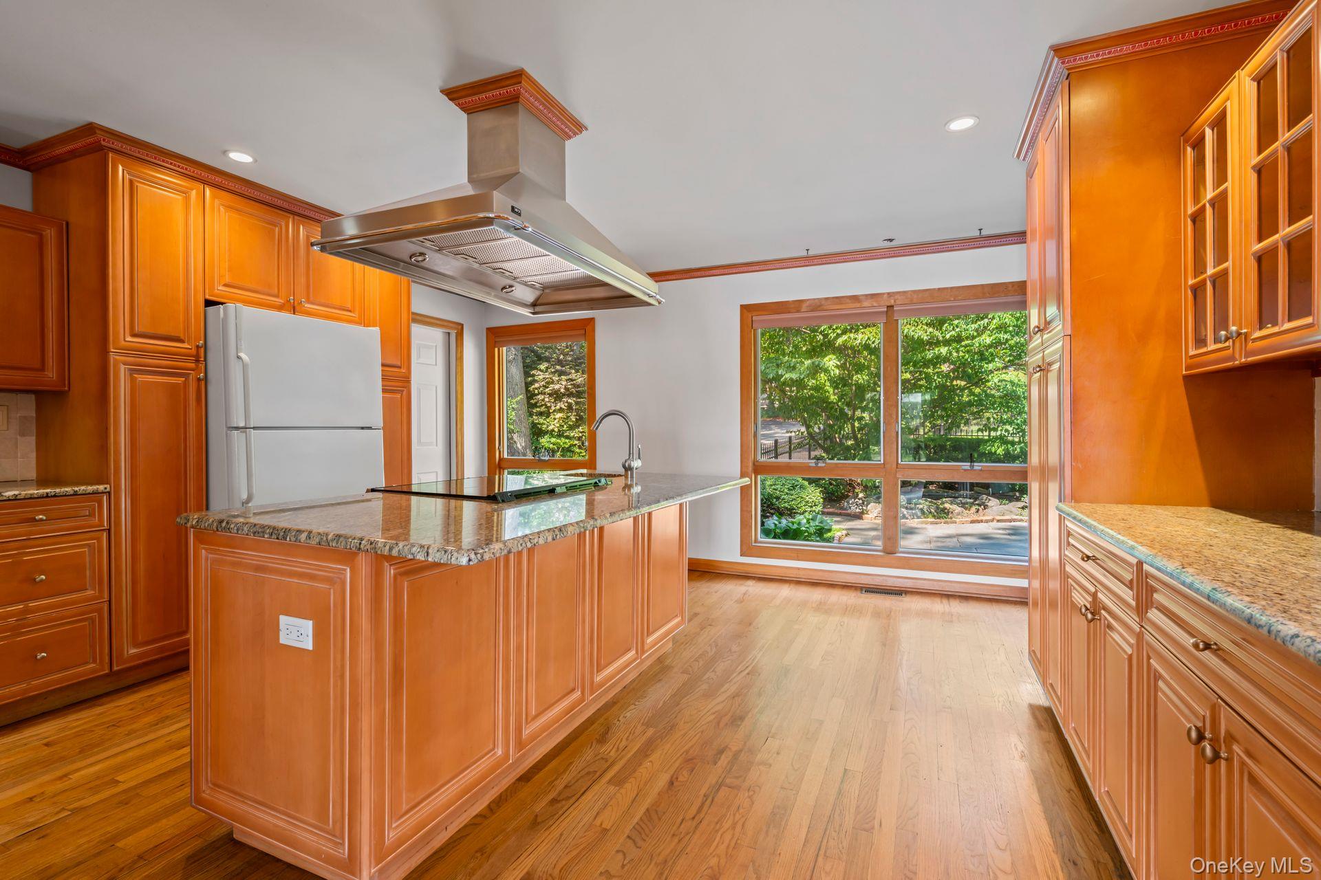 #9 photo, 22 Mallard Cove, サフォーク郡 Centerport , NY 11721