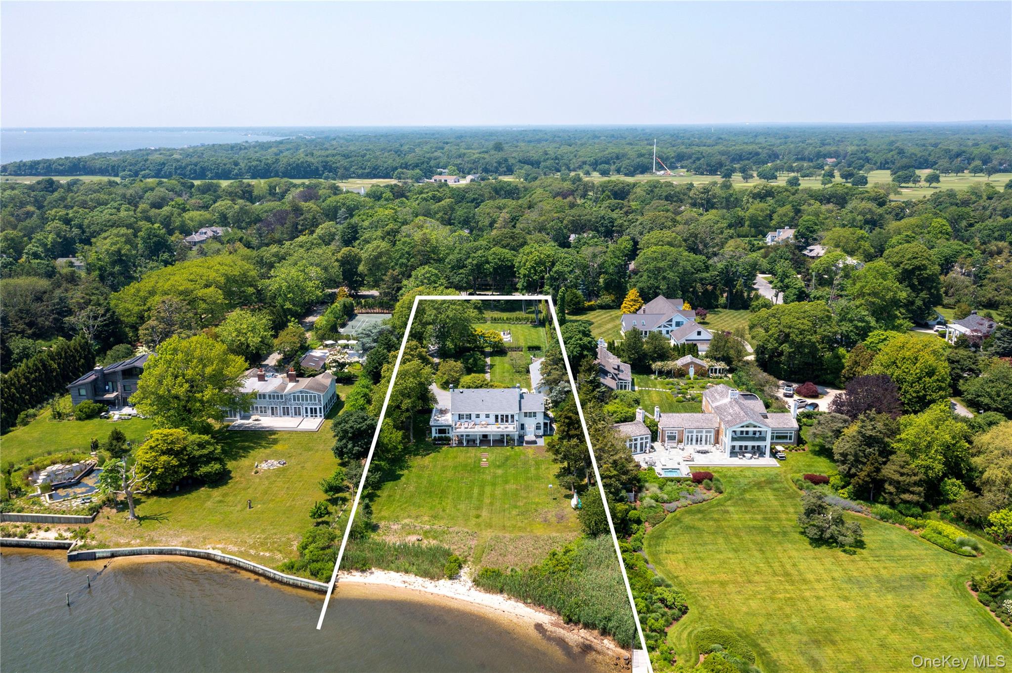 #3 photo, 5 Thorn Hedge Road, サフォーク郡 Bellport , NY 11713