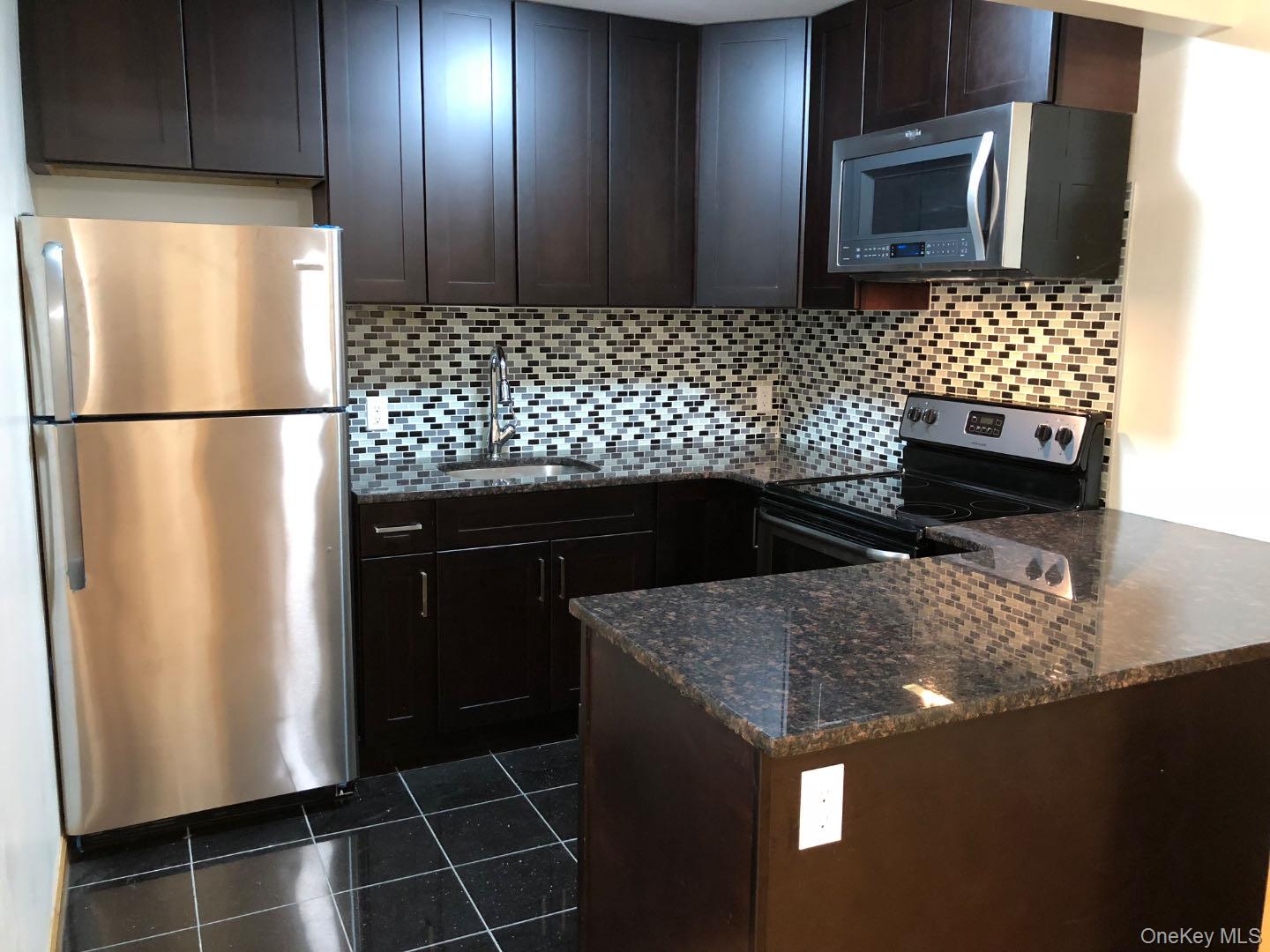 #11 photo, 1587 E 19th Street, ブルックリン区 Brooklyn , NY 11230