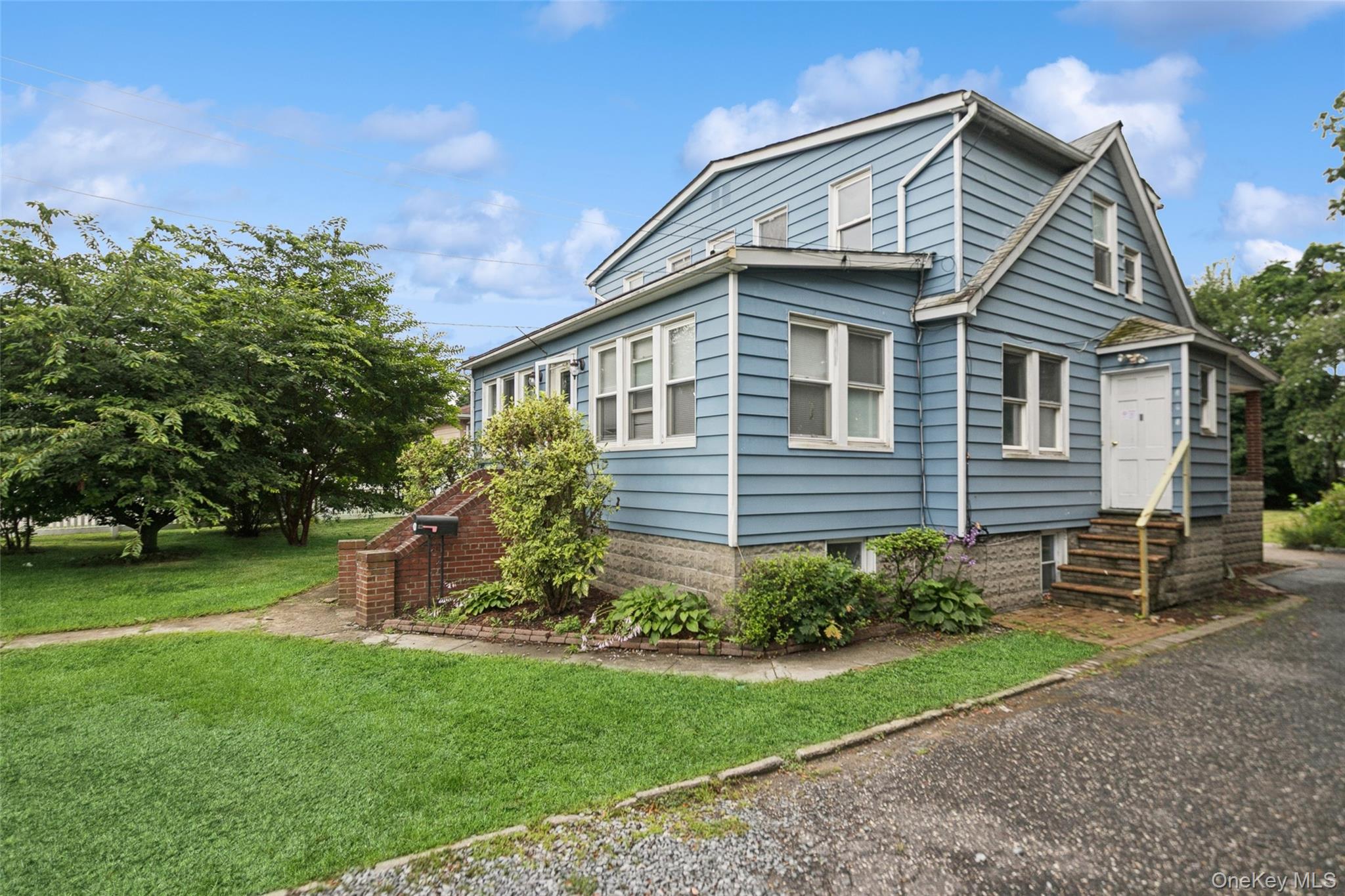 #2 photo, 600 Little East Neck Road, サフォーク郡 West Babylon , NY 11704