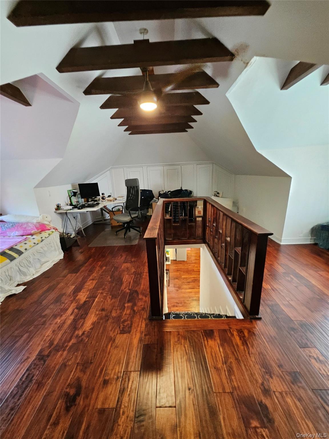 #11 photo, 4020 249th St, クイーンズ区 Little Neck , NY 11363