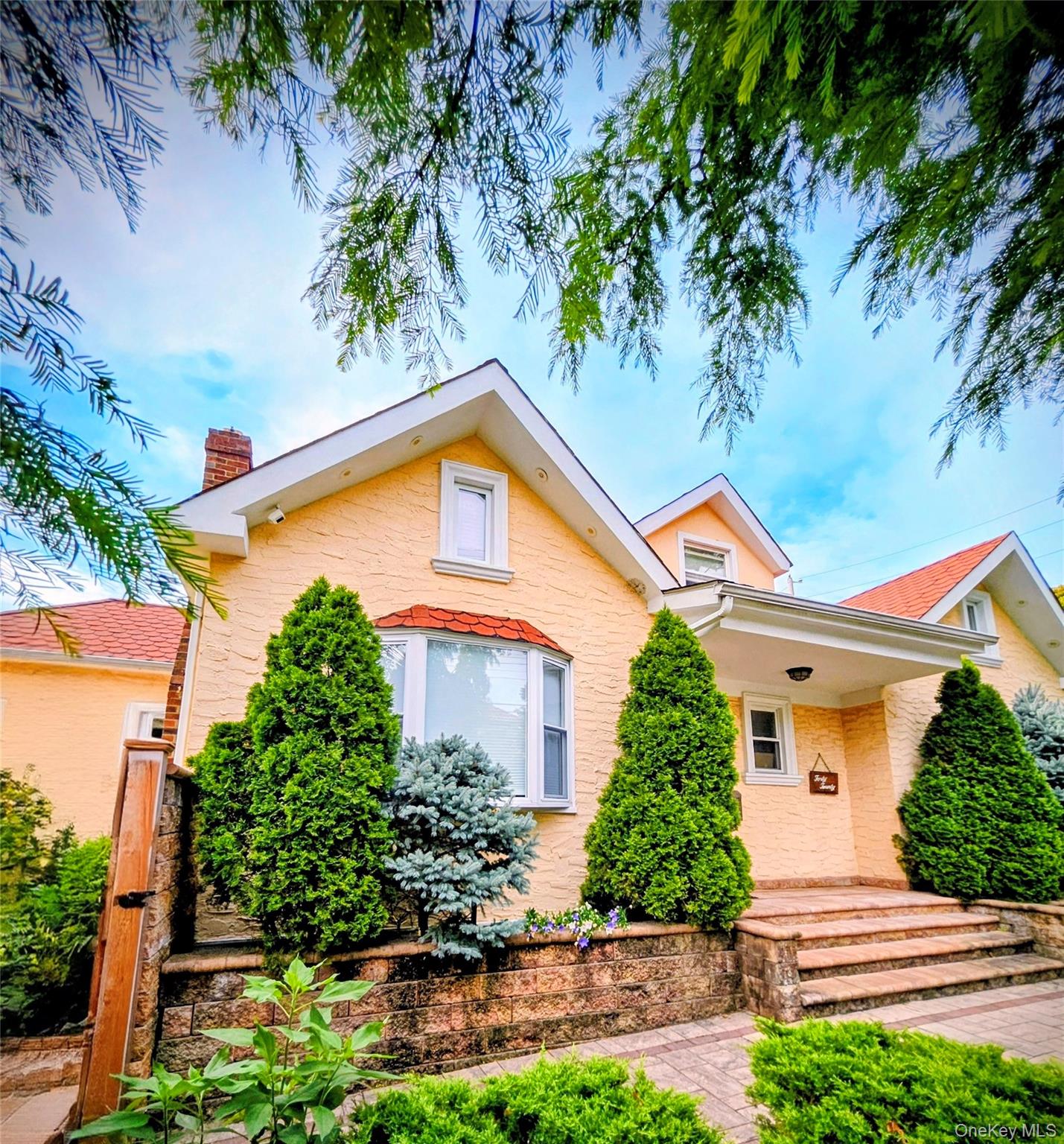 #2 photo, 4020 249th St, クイーンズ区 Little Neck , NY 11363