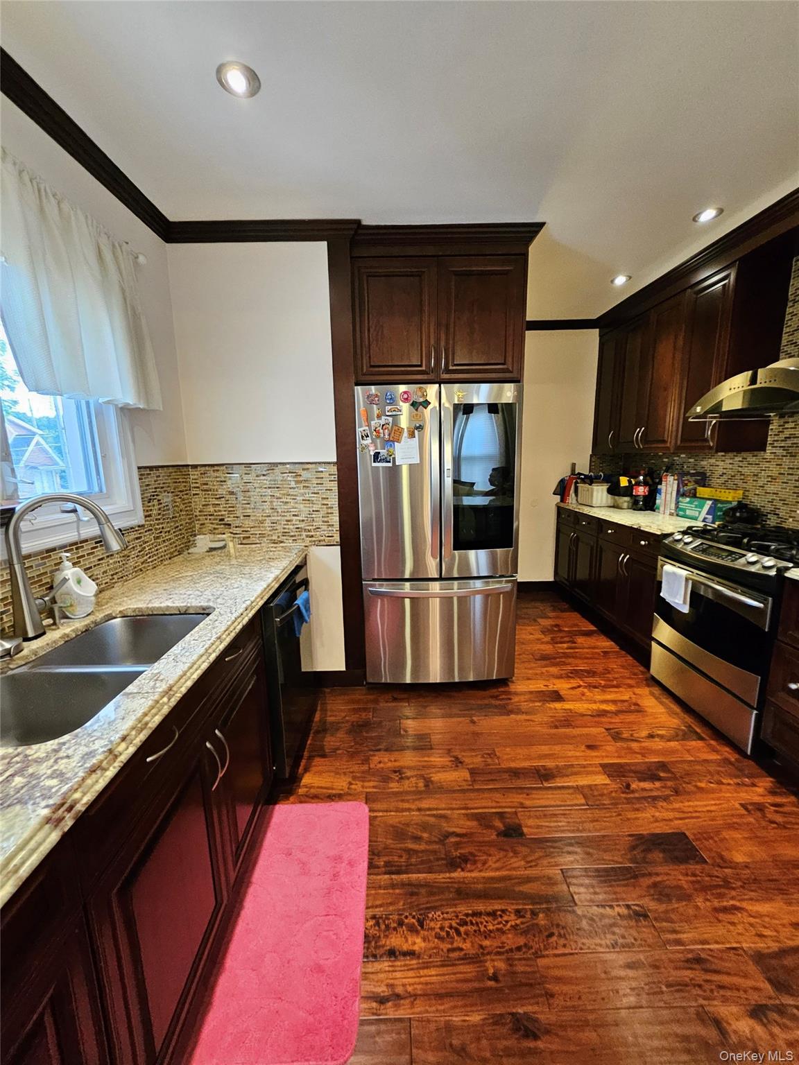 #6 photo, 4020 249th St, クイーンズ区 Little Neck , NY 11363