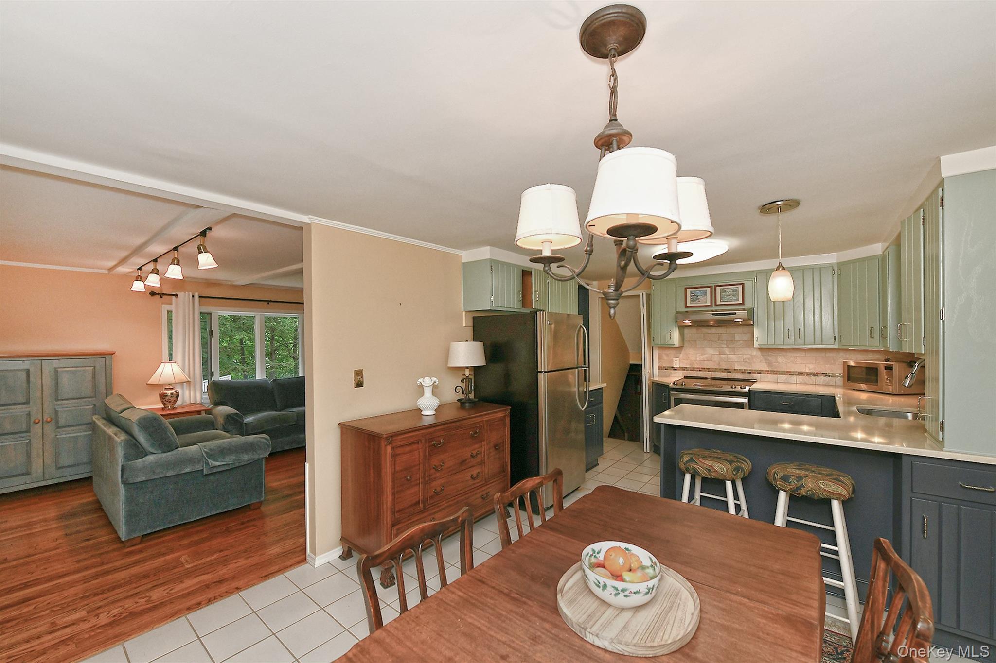 #11 photo, 30 Tappen Drive, サフォーク郡 Melville , NY 11747