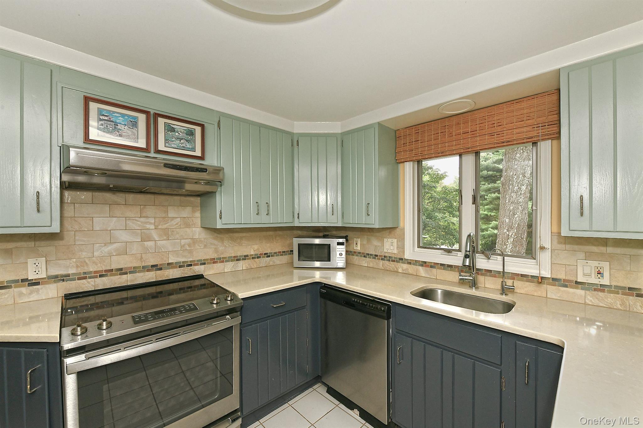 #9 photo, 30 Tappen Drive, サフォーク郡 Melville , NY 11747