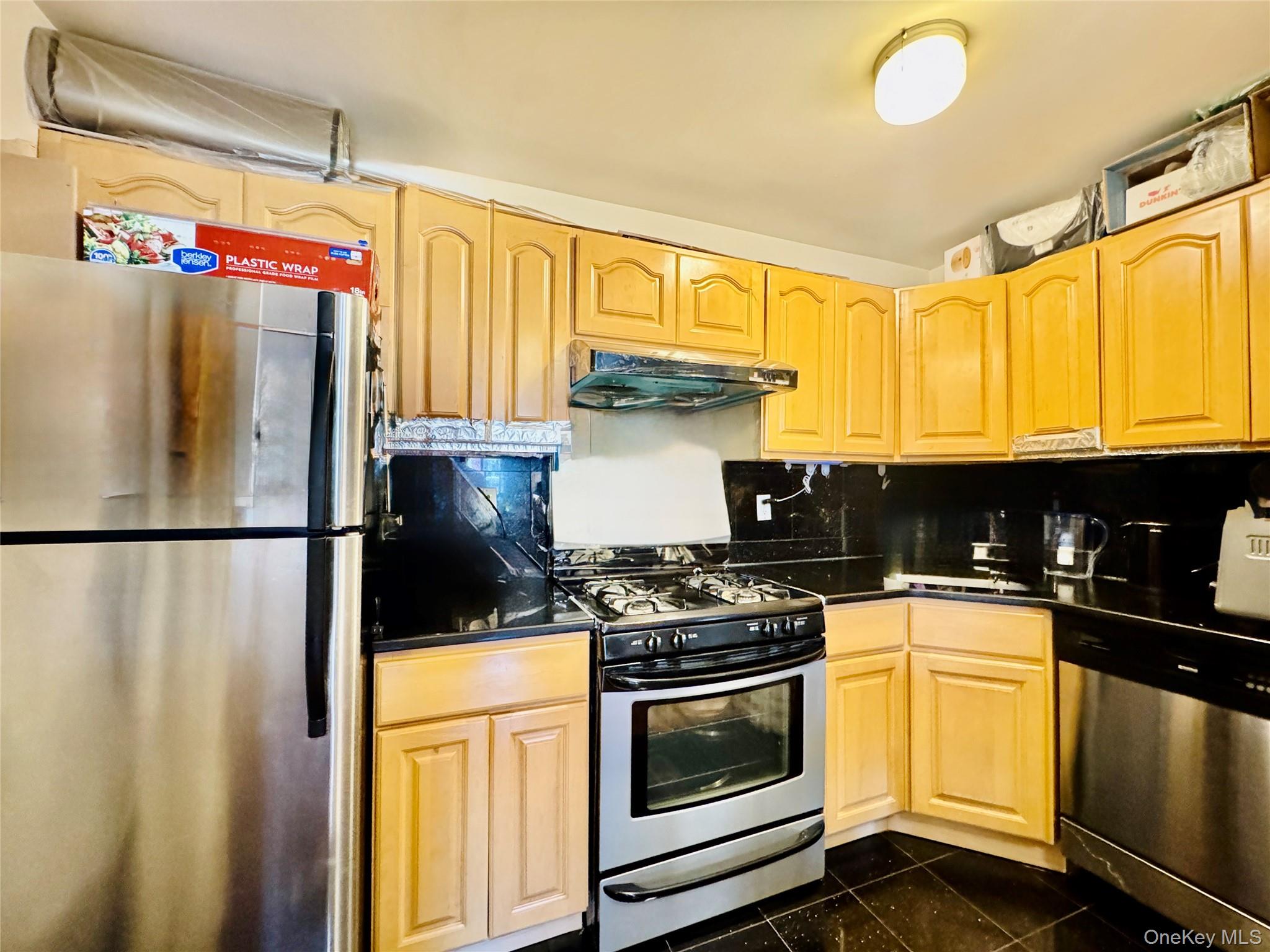 #6 photo, 37-33 107th Street, クイーンズ区 Corona , NY 11368