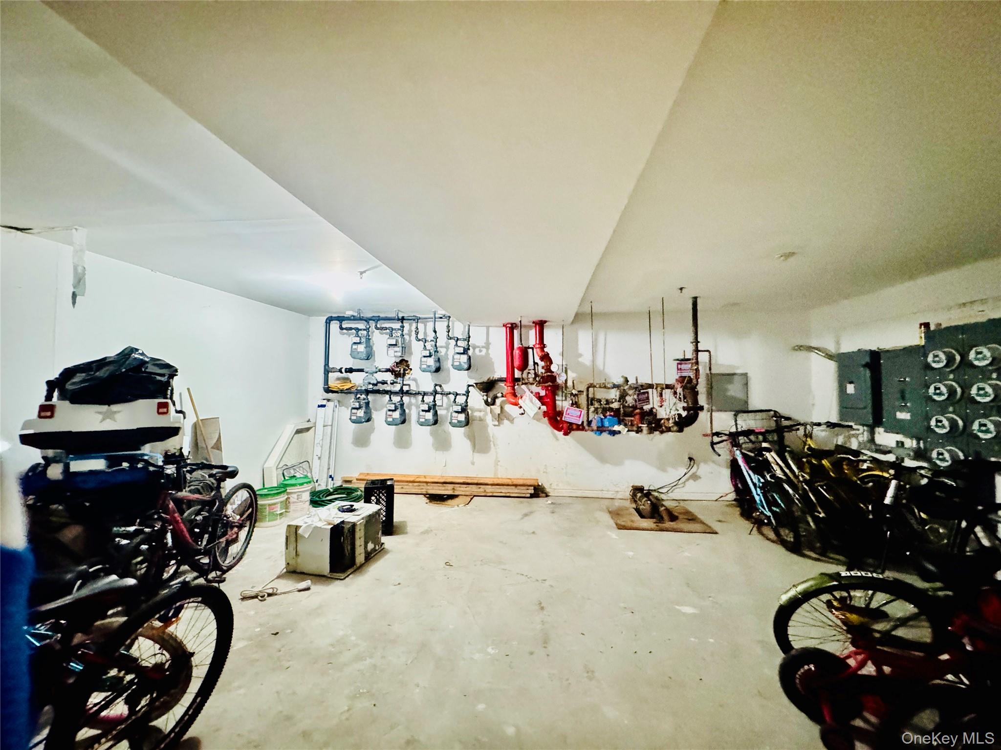 #7 photo, 37-33 107th Street, クイーンズ区 Corona , NY 11368