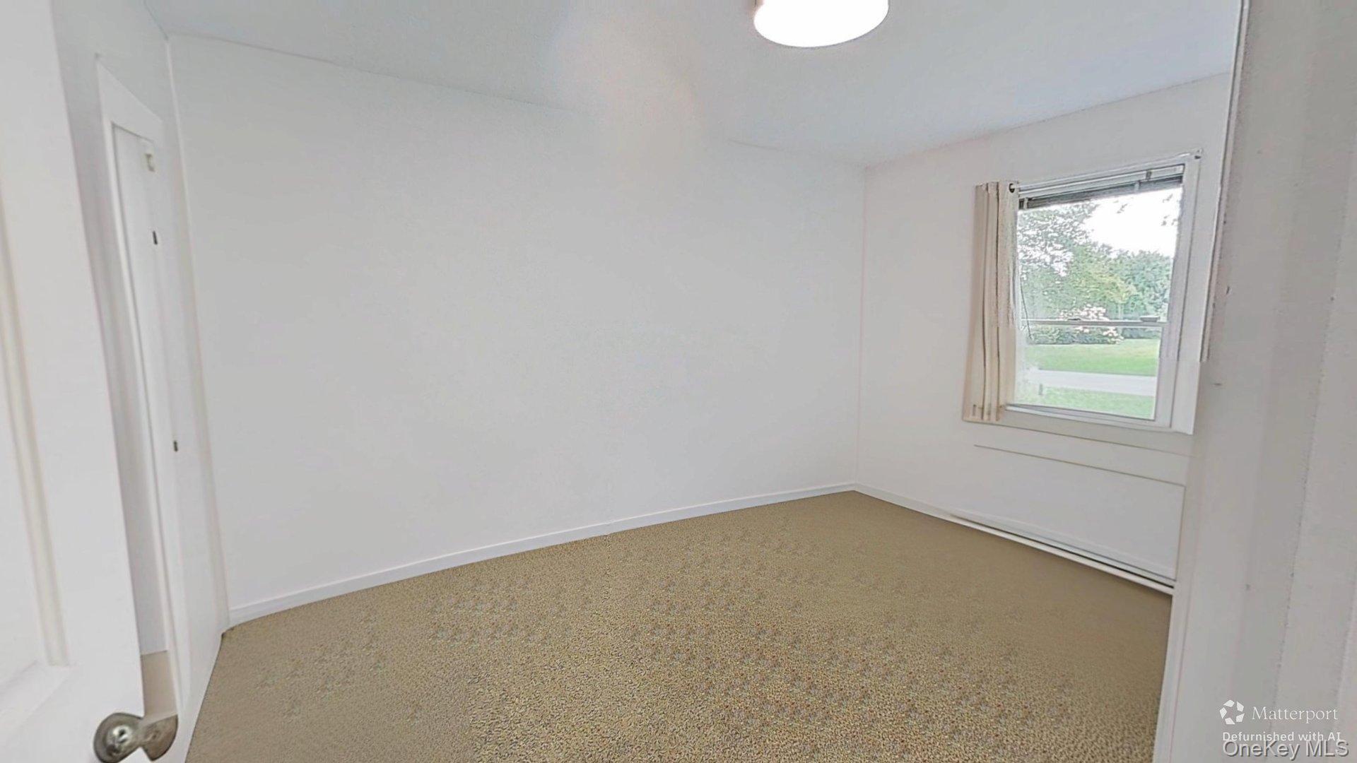 #17 photo, 84 Crystal Drive, サフォーク郡 Aquebogue , NY 11931