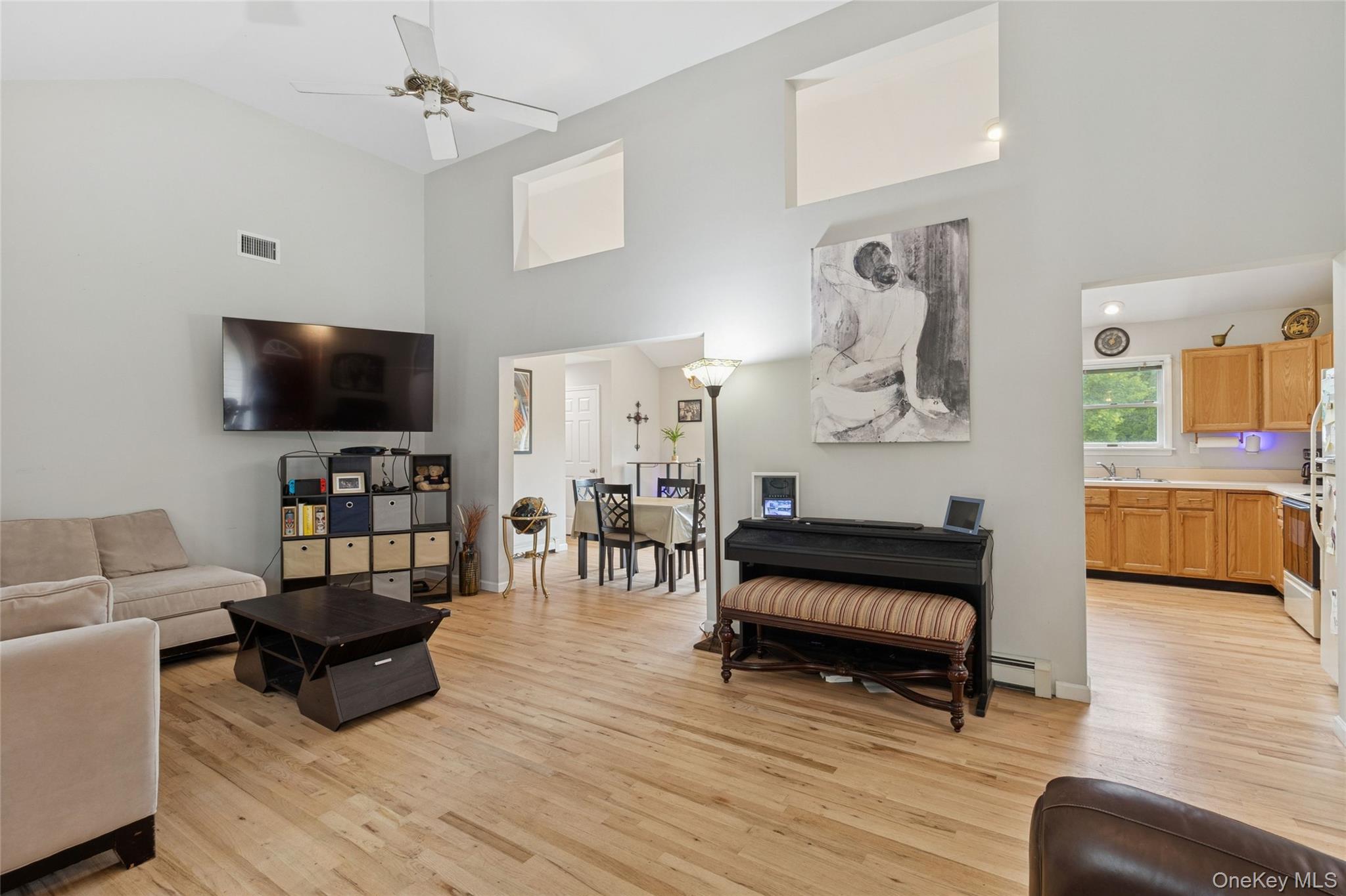 #5 photo, 84 Crystal Drive, サフォーク郡 Aquebogue , NY 11931