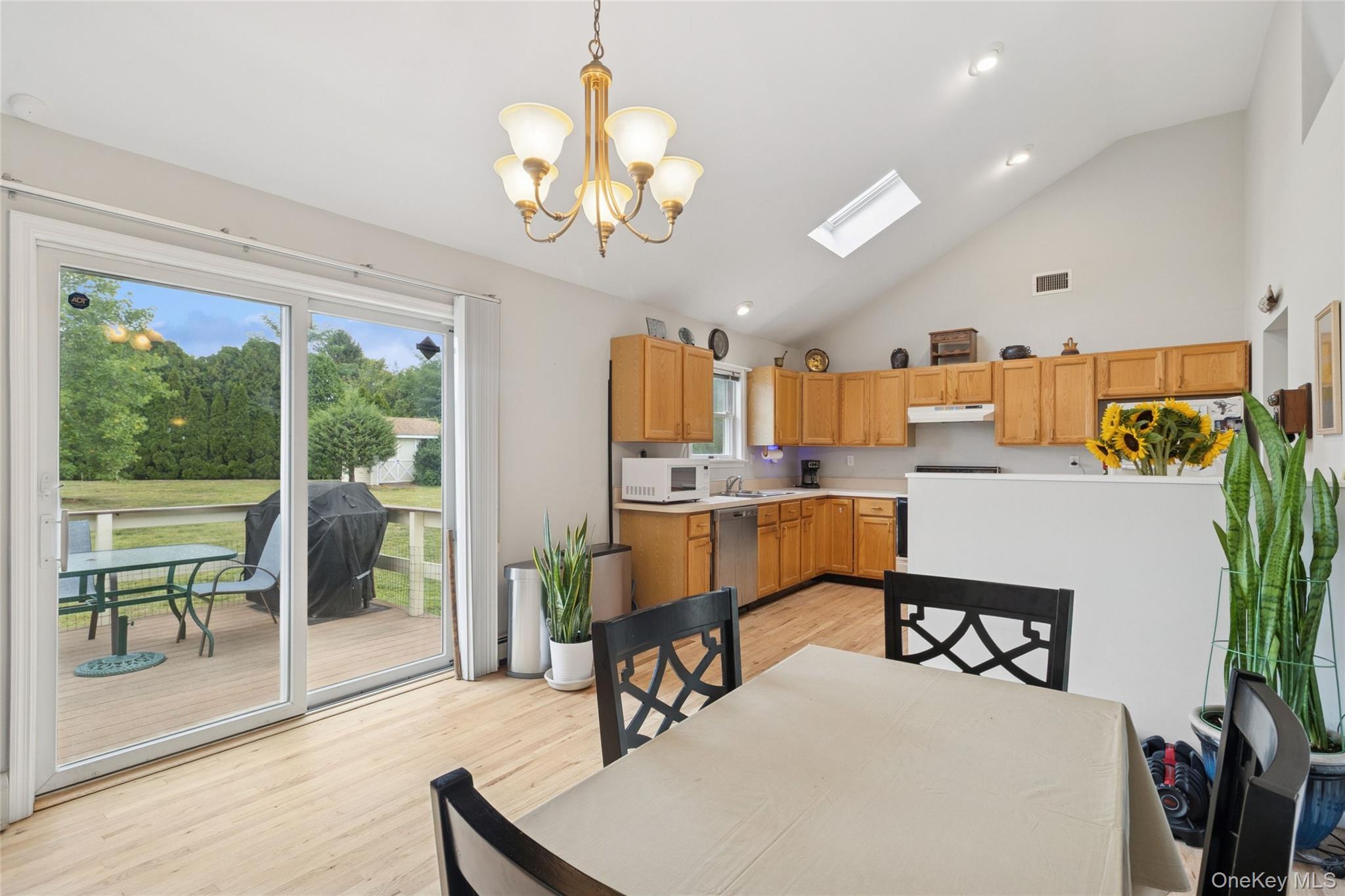 #6 photo, 84 Crystal Drive, サフォーク郡 Aquebogue , NY 11931