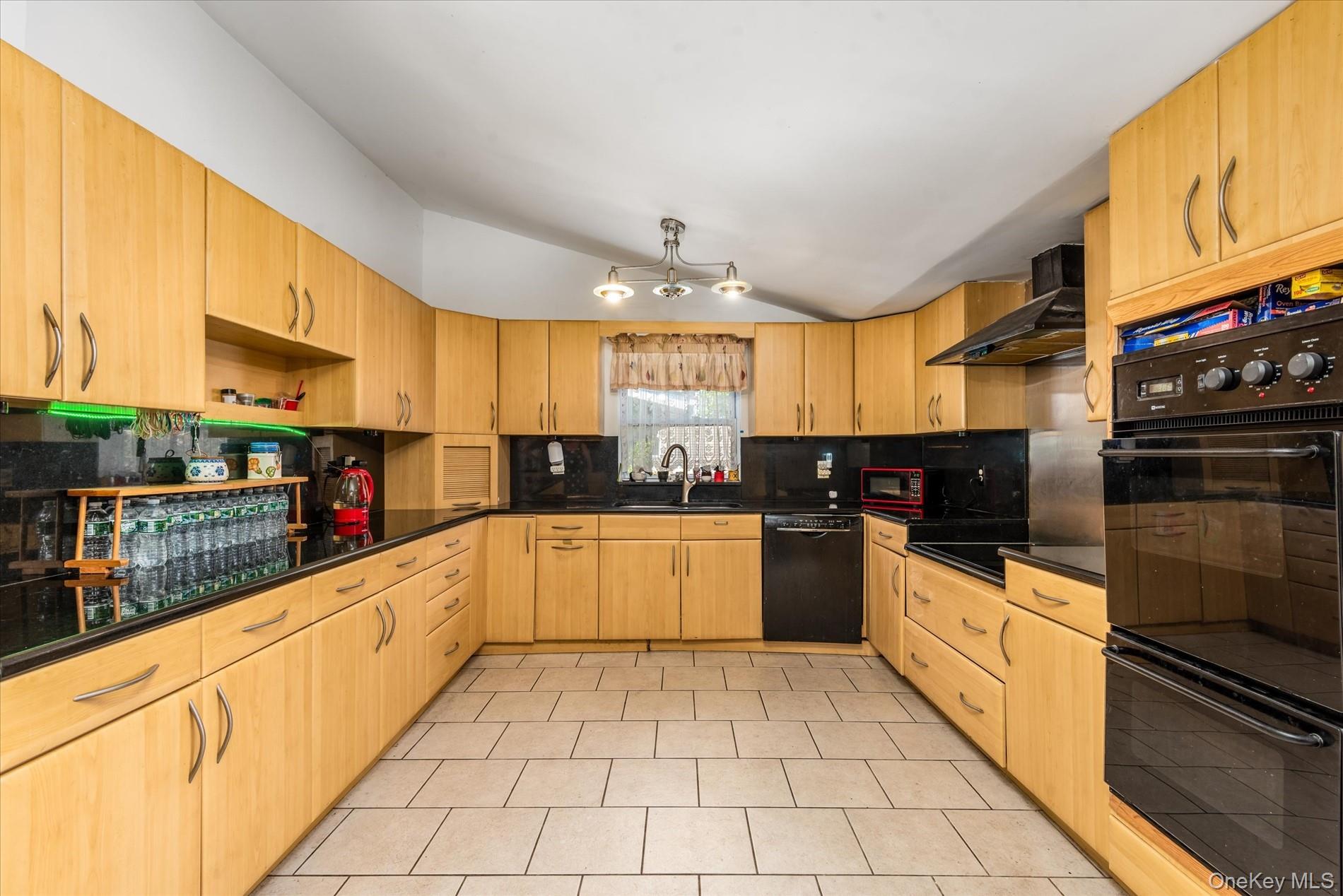 #7 photo, 177 Sportsmans Avenue, ナッソー郡 Freeport , NY 11520