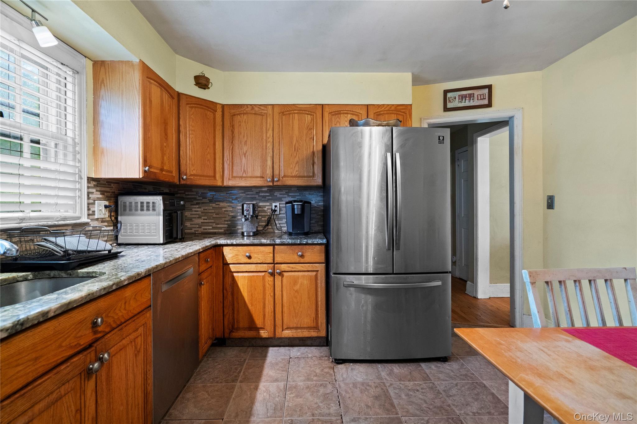 #11 photo, 25 Hillside Avenue, Woodbury , NY 11797