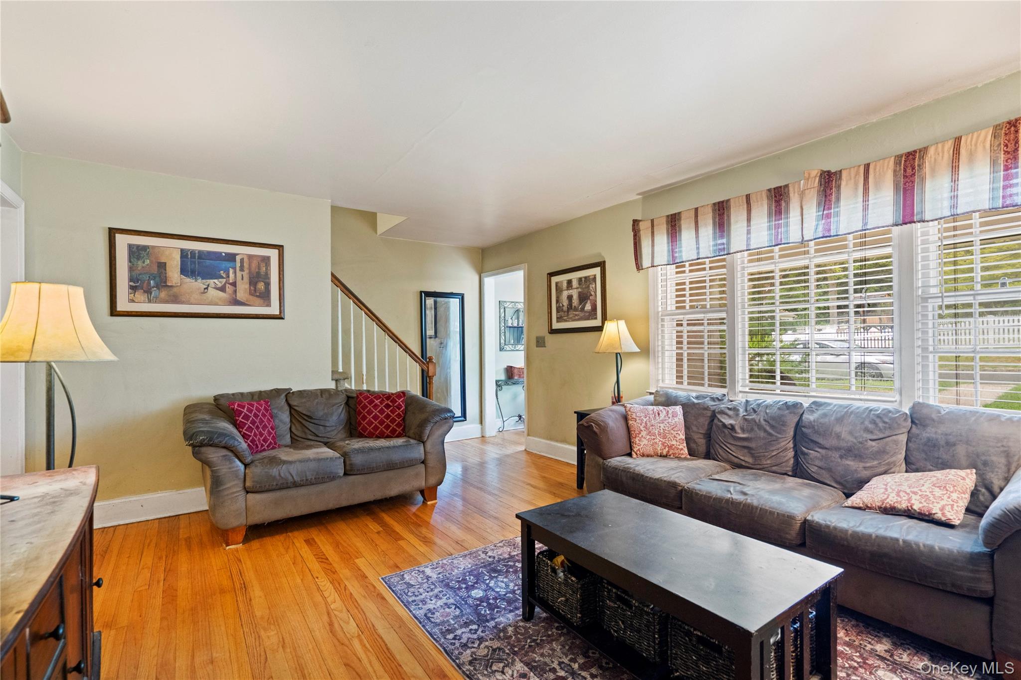 #6 photo, 25 Hillside Avenue, Woodbury , NY 11797