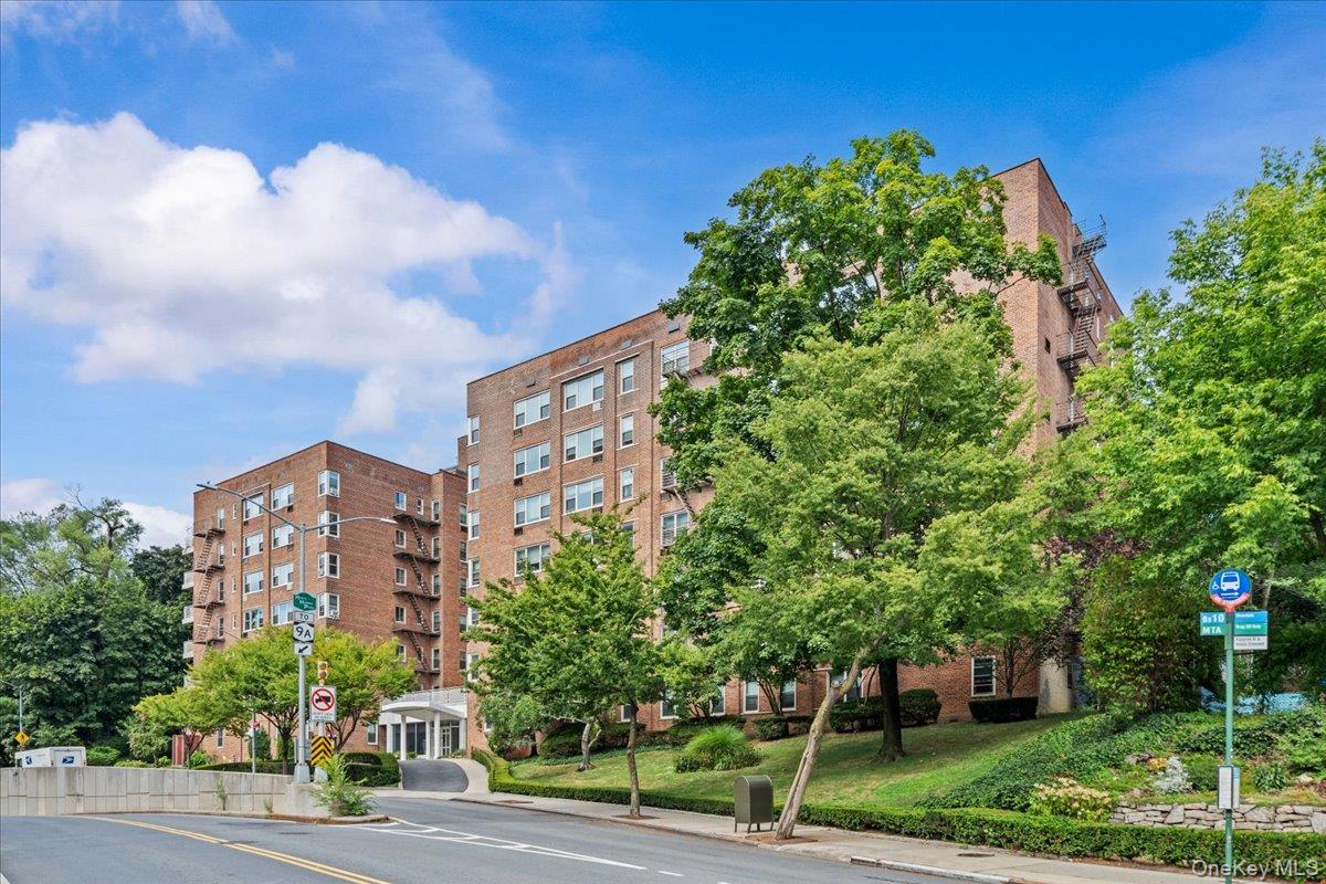 #2 photo, 629 Kappock Street, Bronx , NY 10463