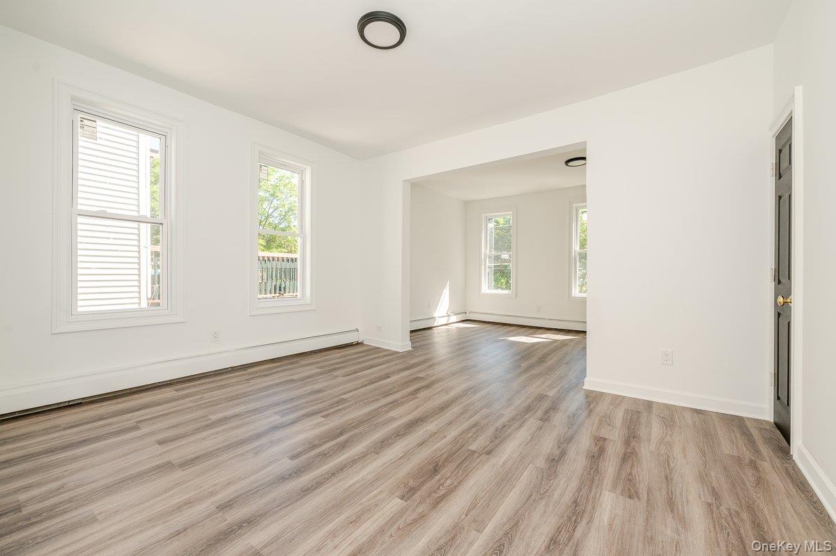 #12 photo, 573 Minnieford Avenue, ブロンクス区 Bronx , NY 10464